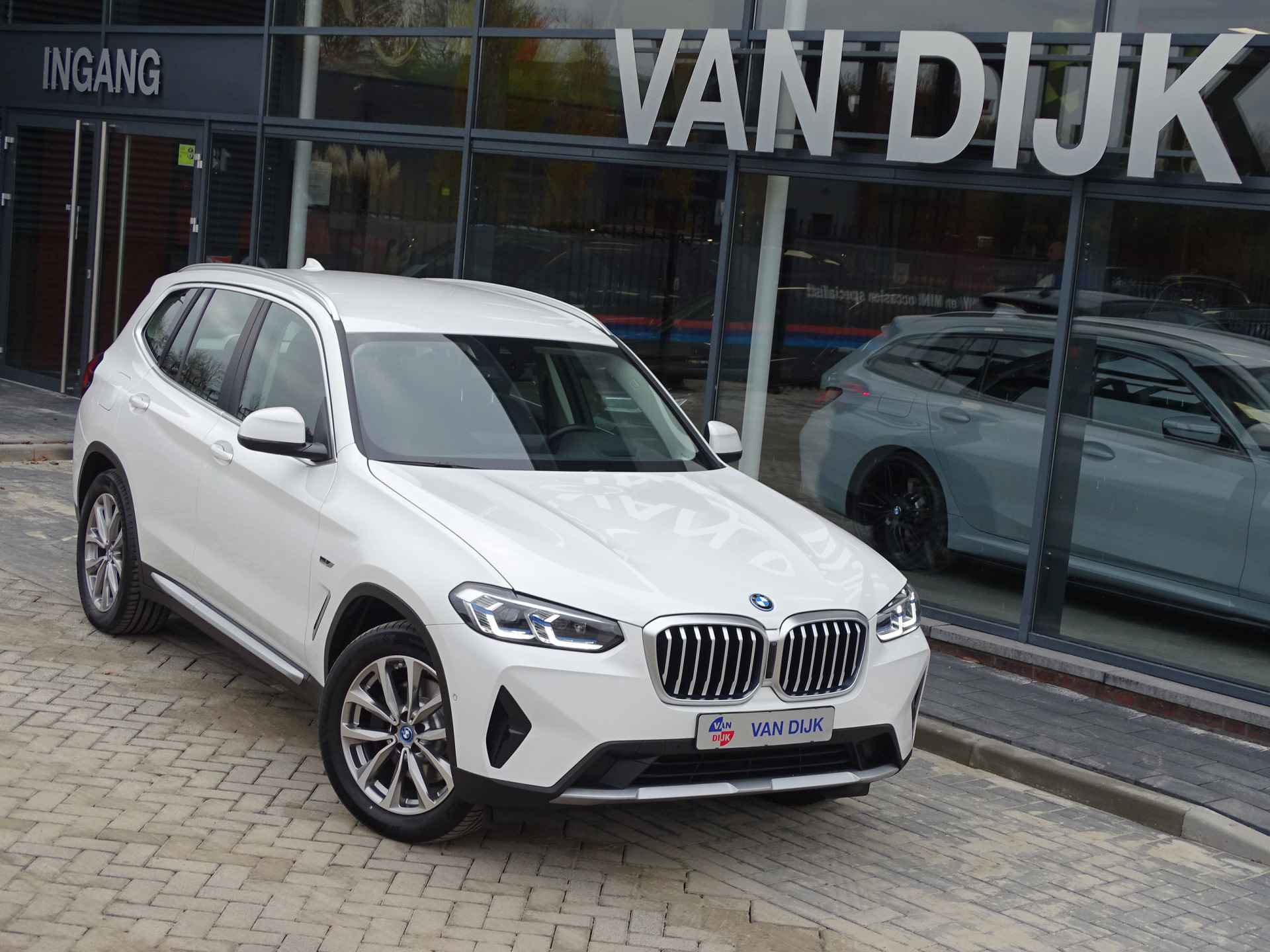 BMW X3 xDrive30e High Exe. Elek.Trekhaak Driv.Ass. Laser Head-up Leder HiFi Cockpit Pro. 19 " LM Velgen - 2/54