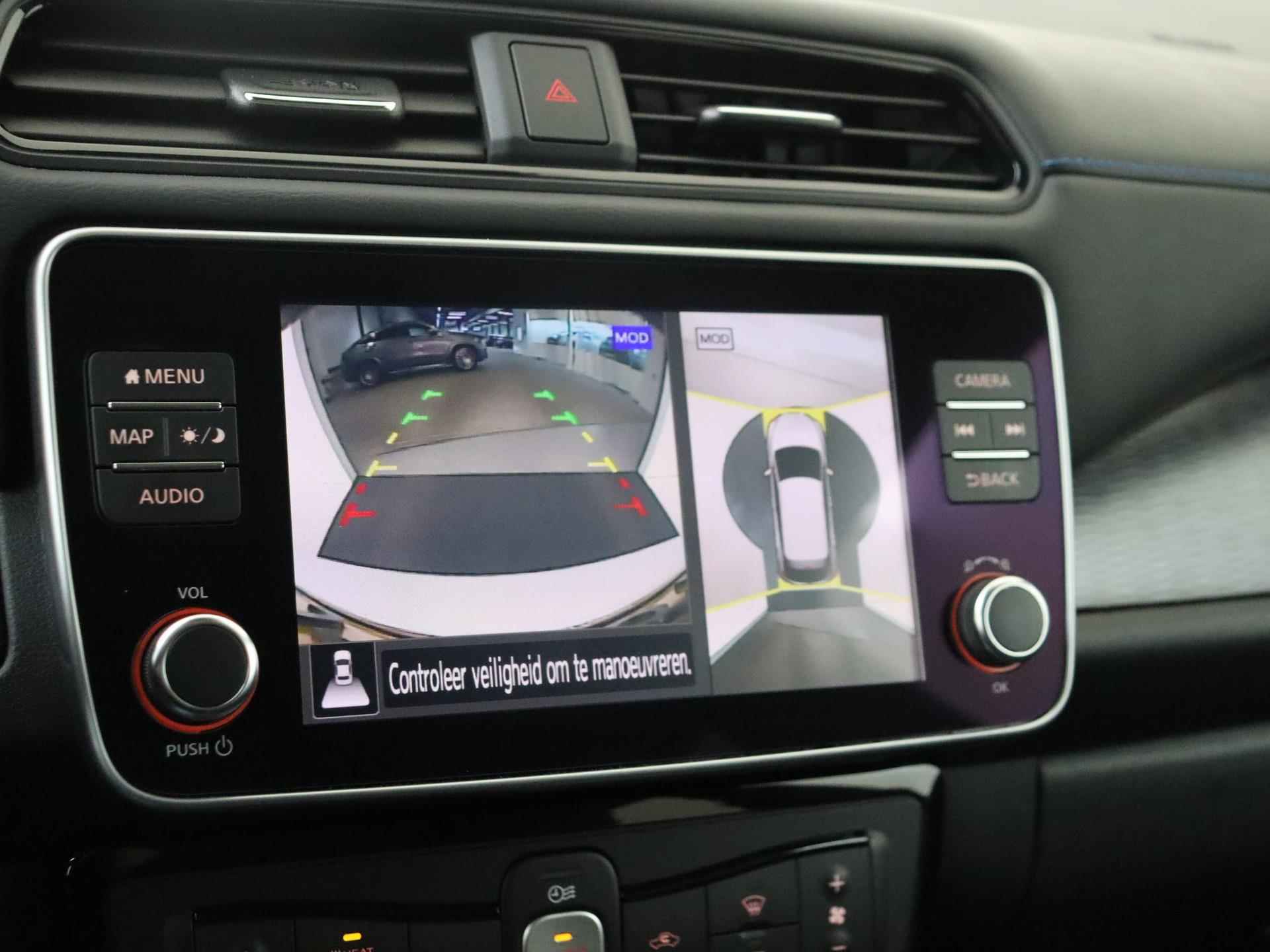 Nissan LEAF Tekna 40 kWh | Navigatie | Apple carplay | Stuurverwarming | Camera's rondom - 12/29
