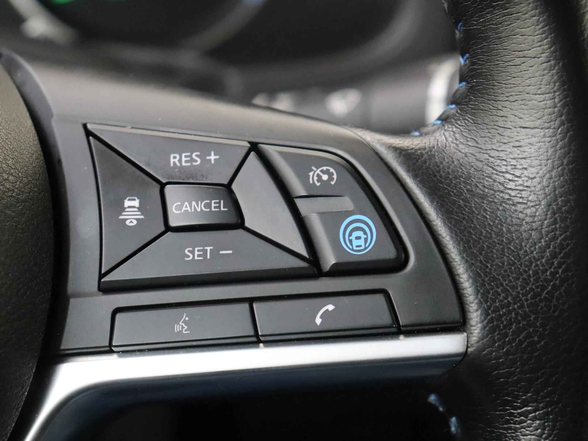 Nissan LEAF Tekna 40 kWh | Navigatie | Apple carplay | Stuurverwarming | Camera's rondom - 16/29