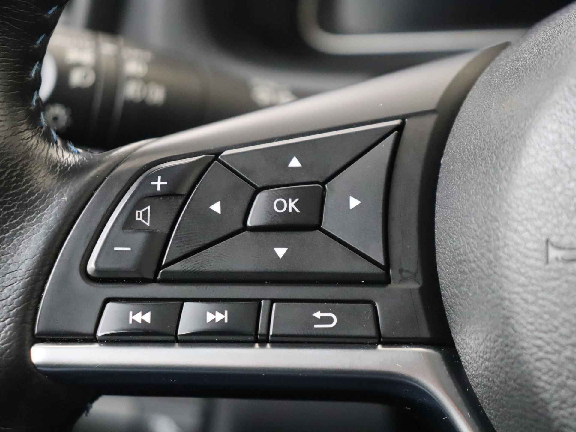 Nissan LEAF Tekna 40 kWh | Navigatie | Apple carplay | Stuurverwarming | Camera's rondom - 19/29
