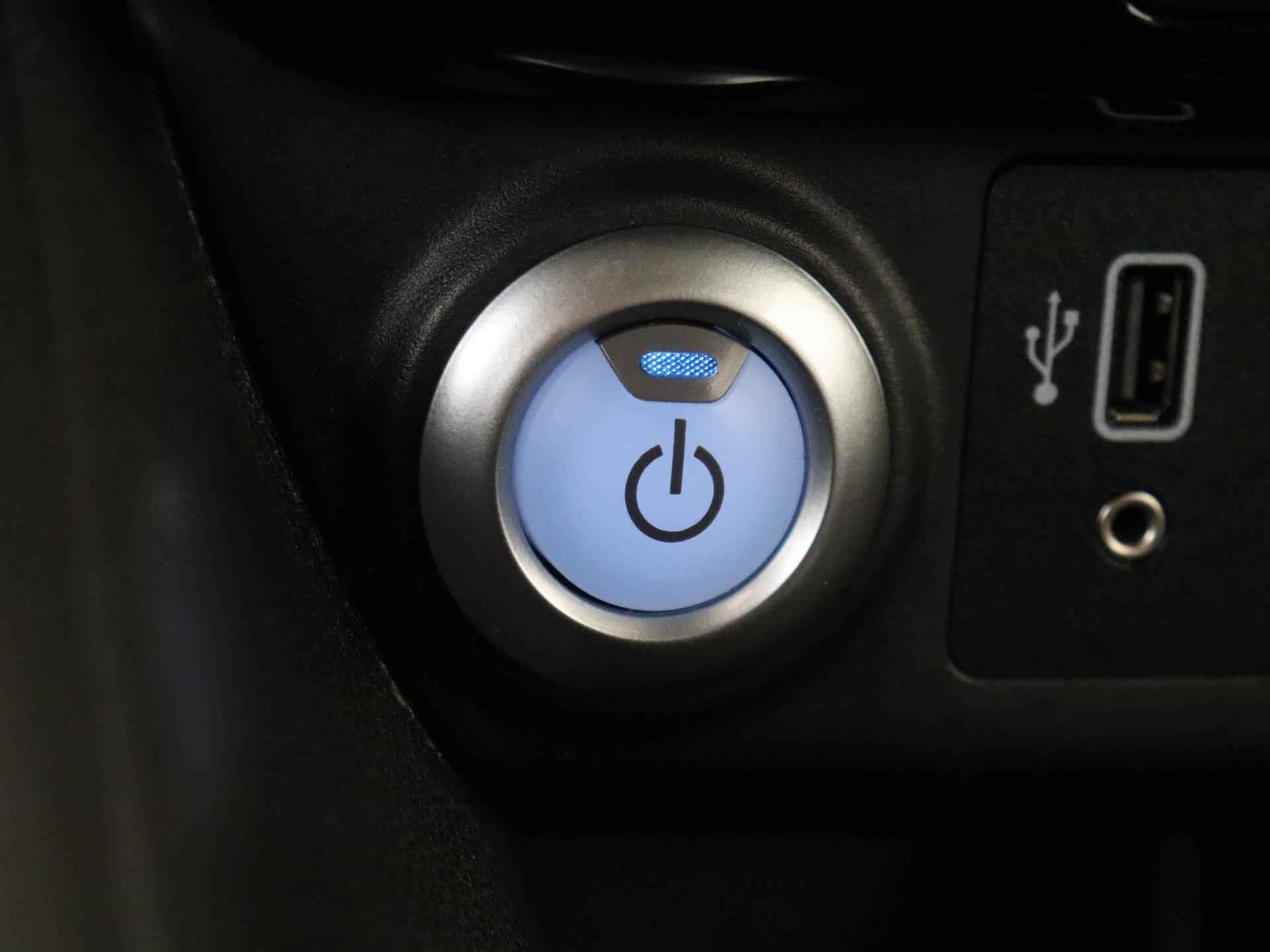 Nissan LEAF Tekna 40 kWh | Navigatie | Apple carplay | Stuurverwarming | Camera's rondom - 22/29