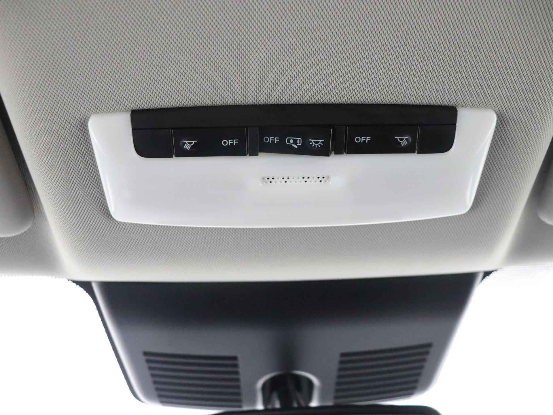 Nissan LEAF Tekna 40 kWh | Navigatie | Apple carplay | Stuurverwarming | Camera's rondom - 23/29