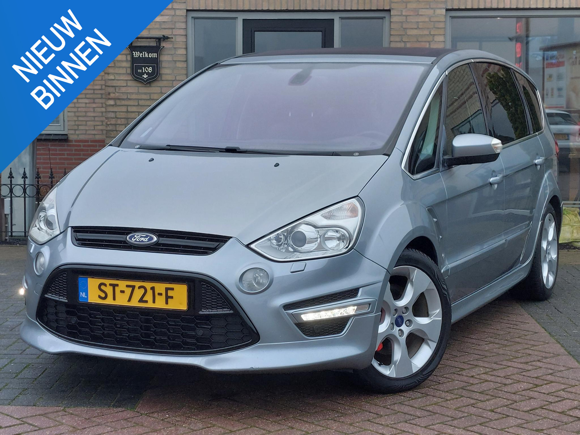 Ford S-Max 2.0 SCTi Titanium | Leer | Pano | Trekhaak