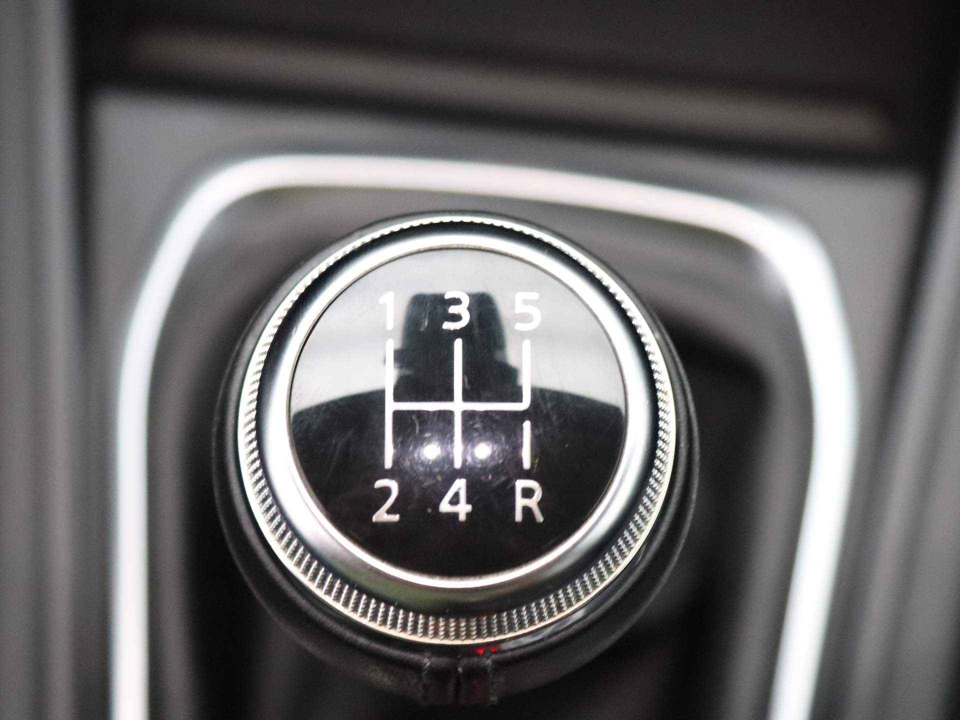 Renault Captur TCe 100pk Intens ALL-IN PRIJS! Climate control | voorruitverwarming  | Bose | Camera - 22/41