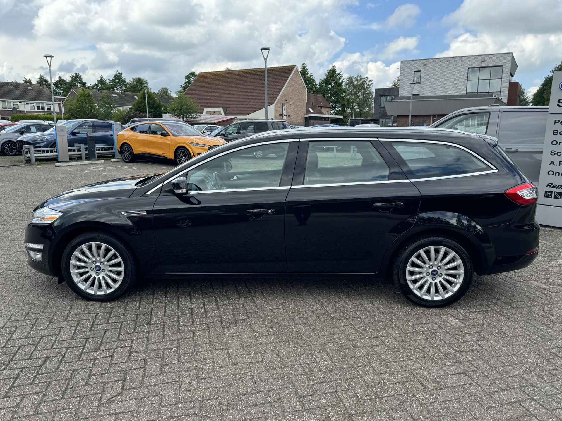 Ford Mondeo Wagon 1.6 EcoBoost Titanium 160pk Trekhaak | Nieuwe distributie riem | Navigatie | Cruise control | Voorruitverwarming | Dealer onderhouden - 7/25