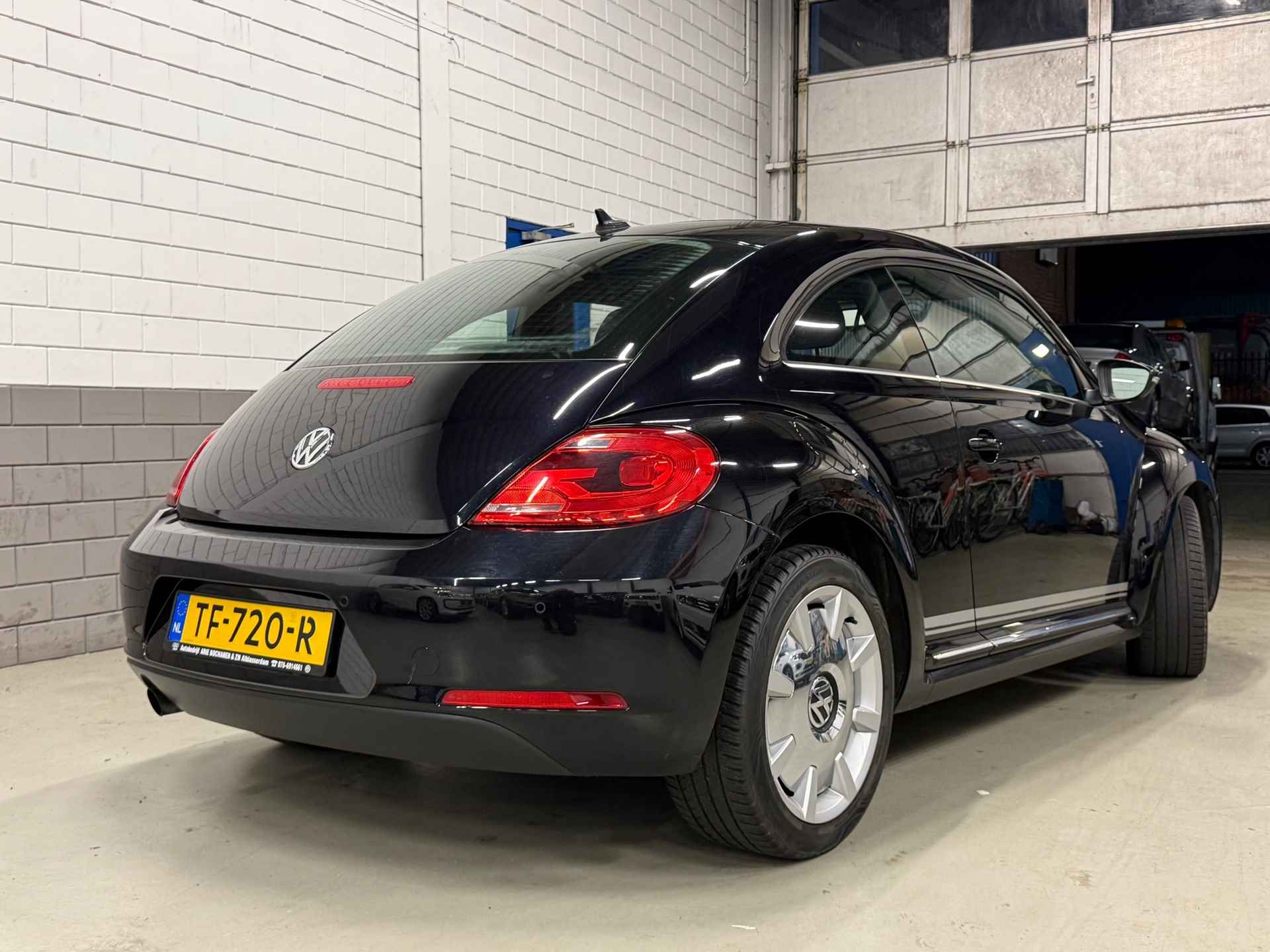 Volkswagen Beetle 1.2 TSI Highline - 2/11