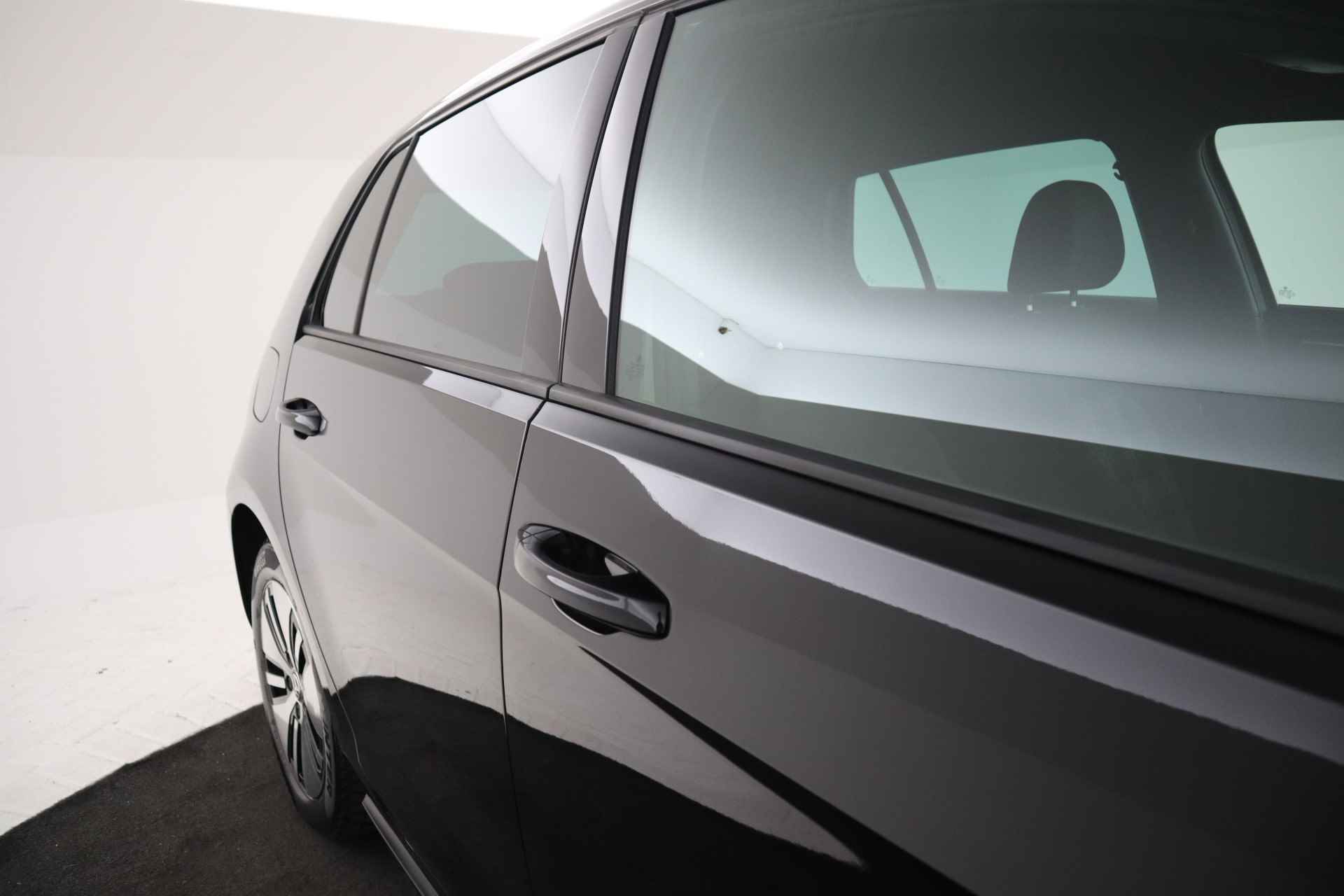 Volkswagen Golf 1.4 TSI PHEV GTE Apple carplay, Navigatie, Climate, - 13/37