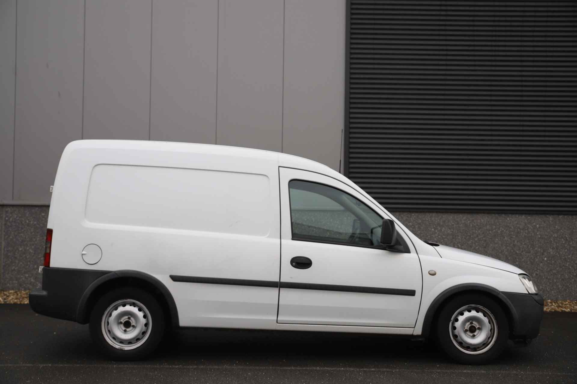 Opel Combo 1.7 DI Comfort Trekhaak/Zuinig & € 43 per mnd - 11/16