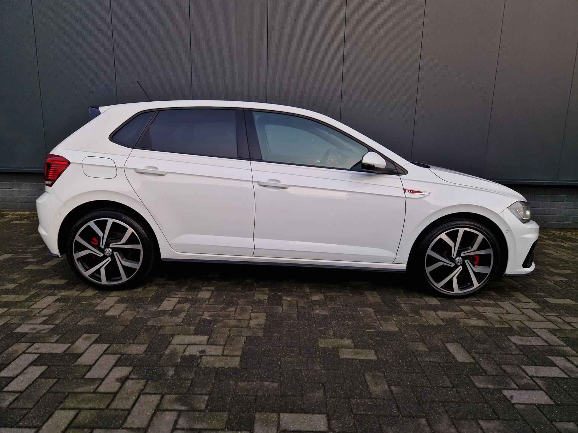 Volkswagen Polo 2.0 TSI DSG GTI Pano/Led/Beats/Virtual/1eEig! - 25/26