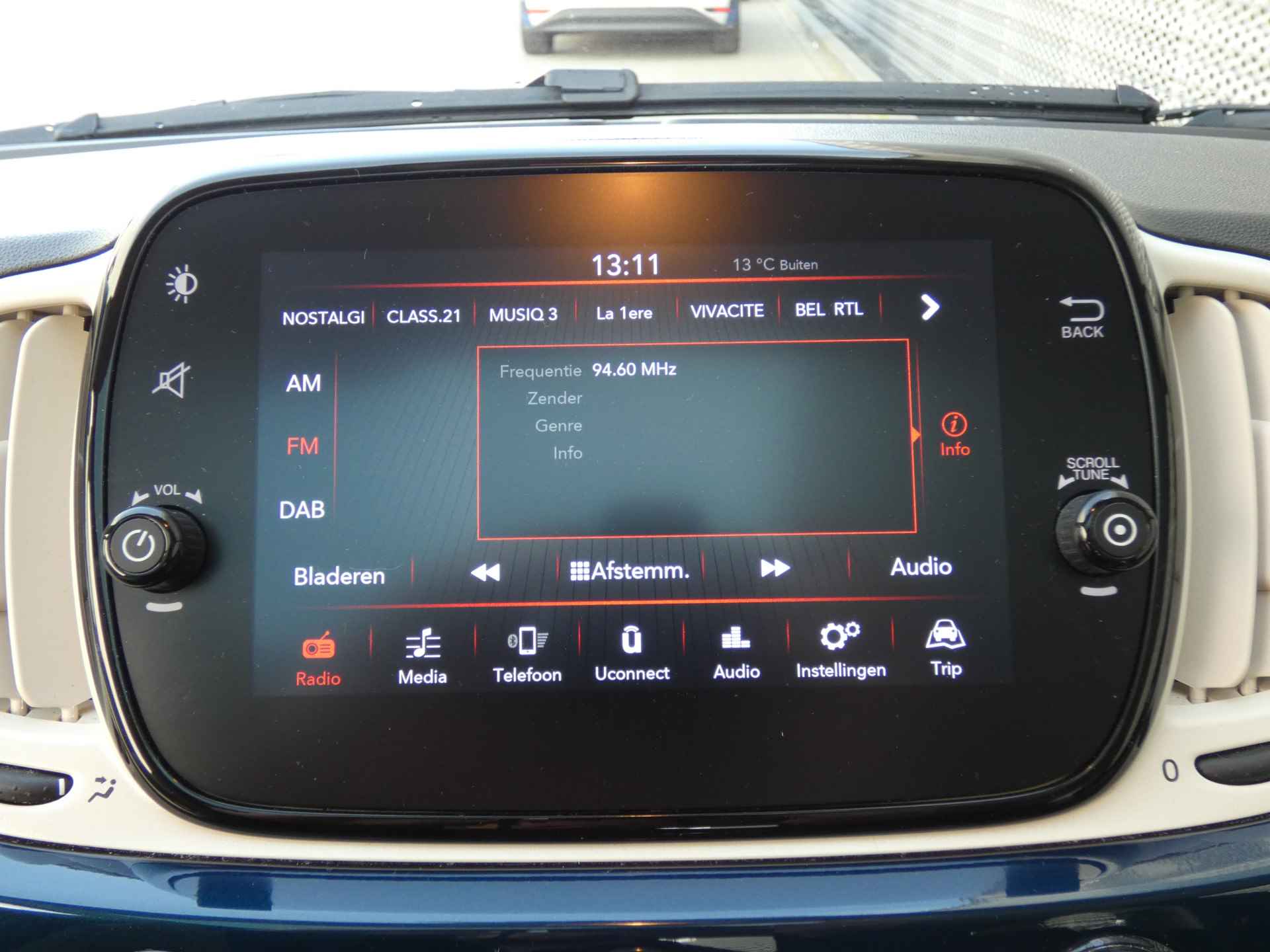 Fiat 500 1.0 Hybrid Dolcevita ! Panoramadak | Cruise Control | Parkerhulp | Apple Carplay ! - 21/30