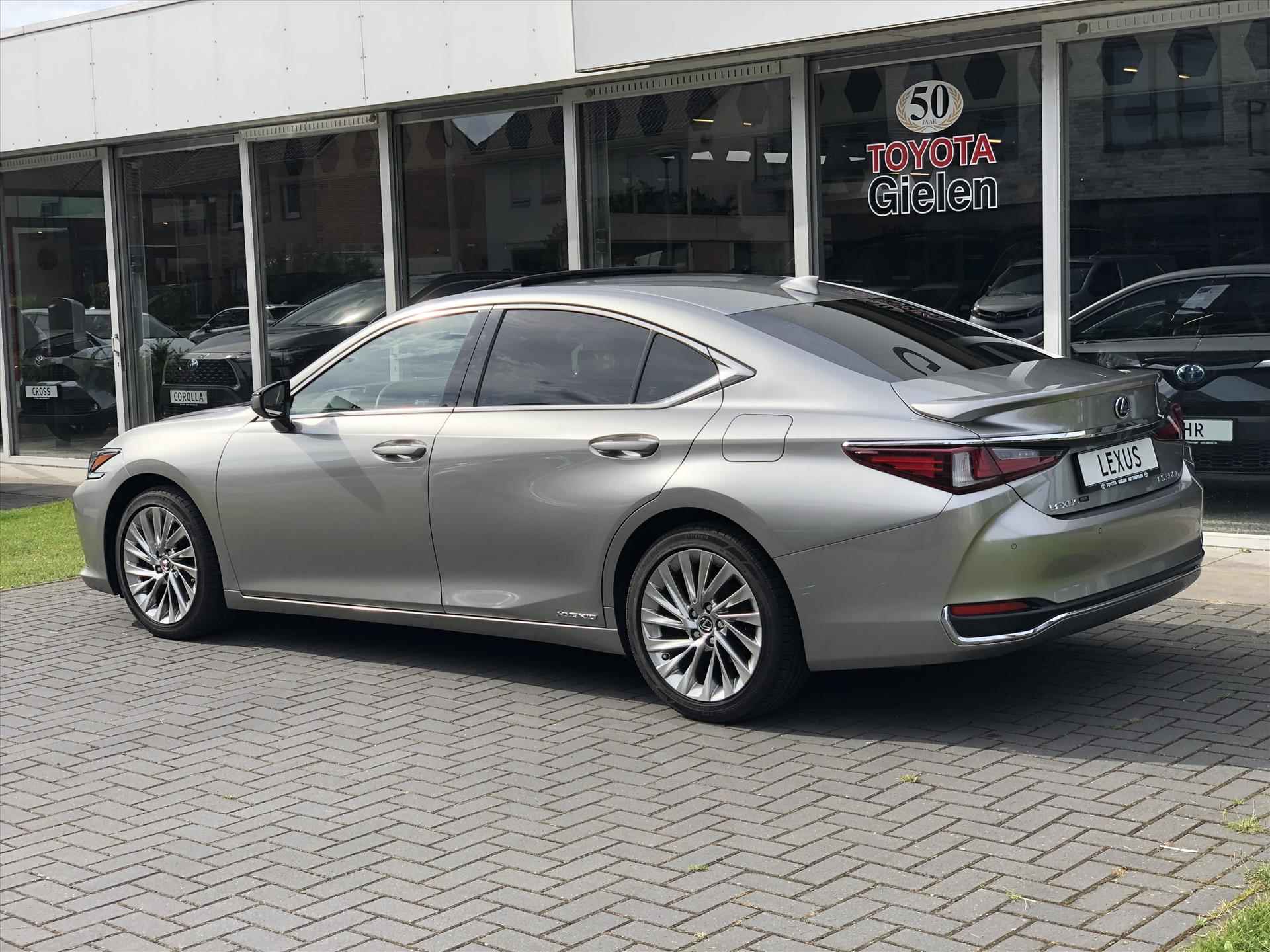 Lexus Es 300h President Line | Schuifdak, 360 Camera, Mark Levinson, Stuurverwarming, Stoelventilatie, Geheugenfunctie, Leer, Alle opties! - 7/48