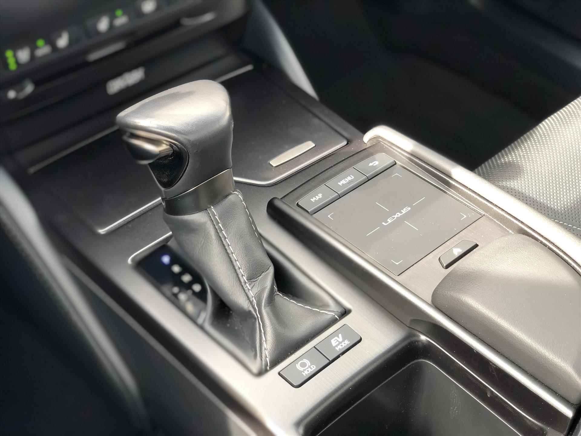 Lexus Es 300h President Line | Schuifdak, 360 Camera, Mark Levinson, Stuurverwarming, Stoelventilatie, Geheugenfunctie, Leer, Alle opties! - 44/48