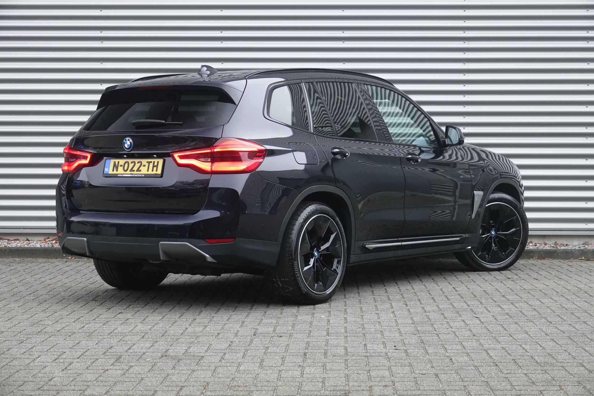 BMW iX3 High Executive 80 kWh | Pano | Trekhaak | ACC | Head-Up | H & K | Adaptive LED | - 9/35