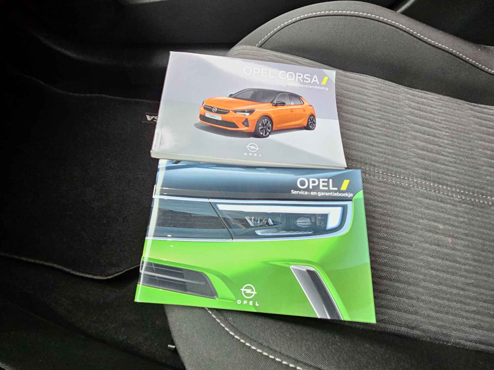 Opel Corsa 1.2 Edition Navigatie via Apple Carplay en Android Auto | Lichtmetalen Velgen - 10/34