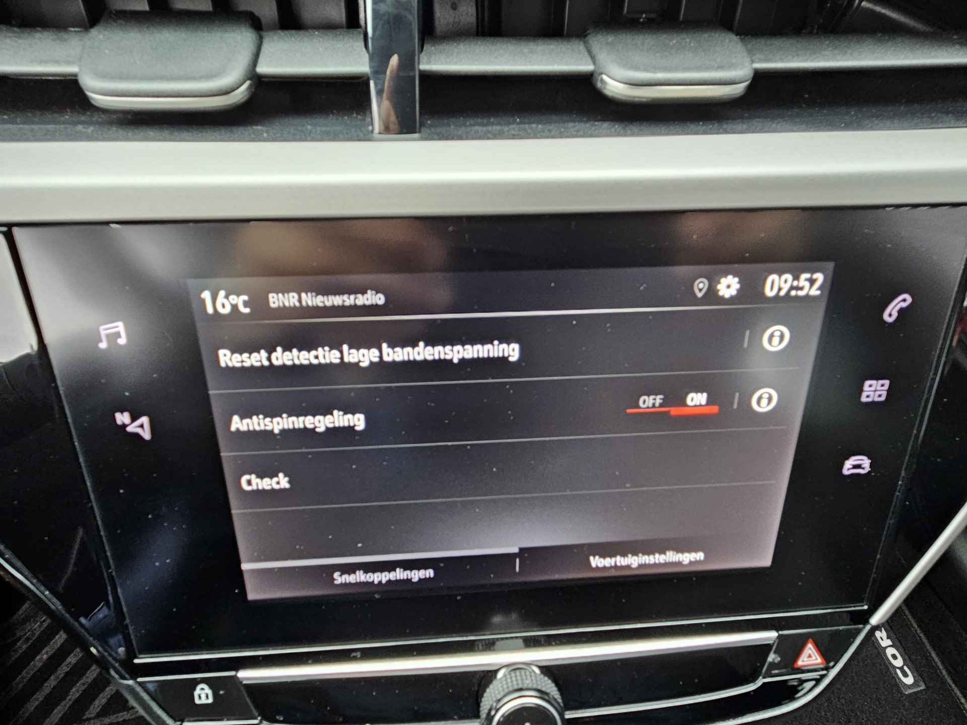 Opel Corsa 1.2 Edition Navigatie via Apple Carplay en Android Auto | Lichtmetalen Velgen - 19/34
