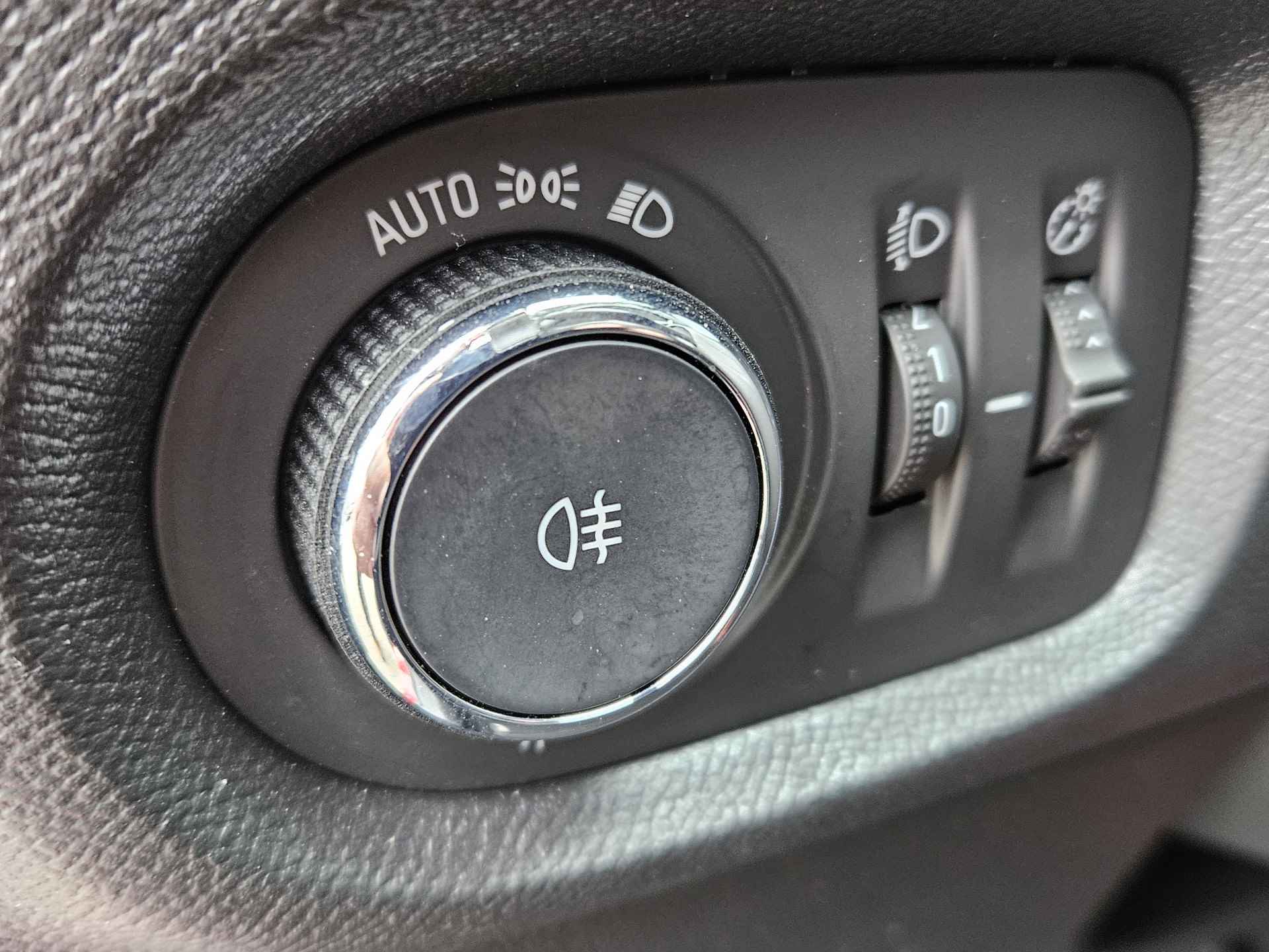 Opel Corsa 1.2 Edition Navigatie via Apple Carplay en Android Auto | Lichtmetalen Velgen - 26/34