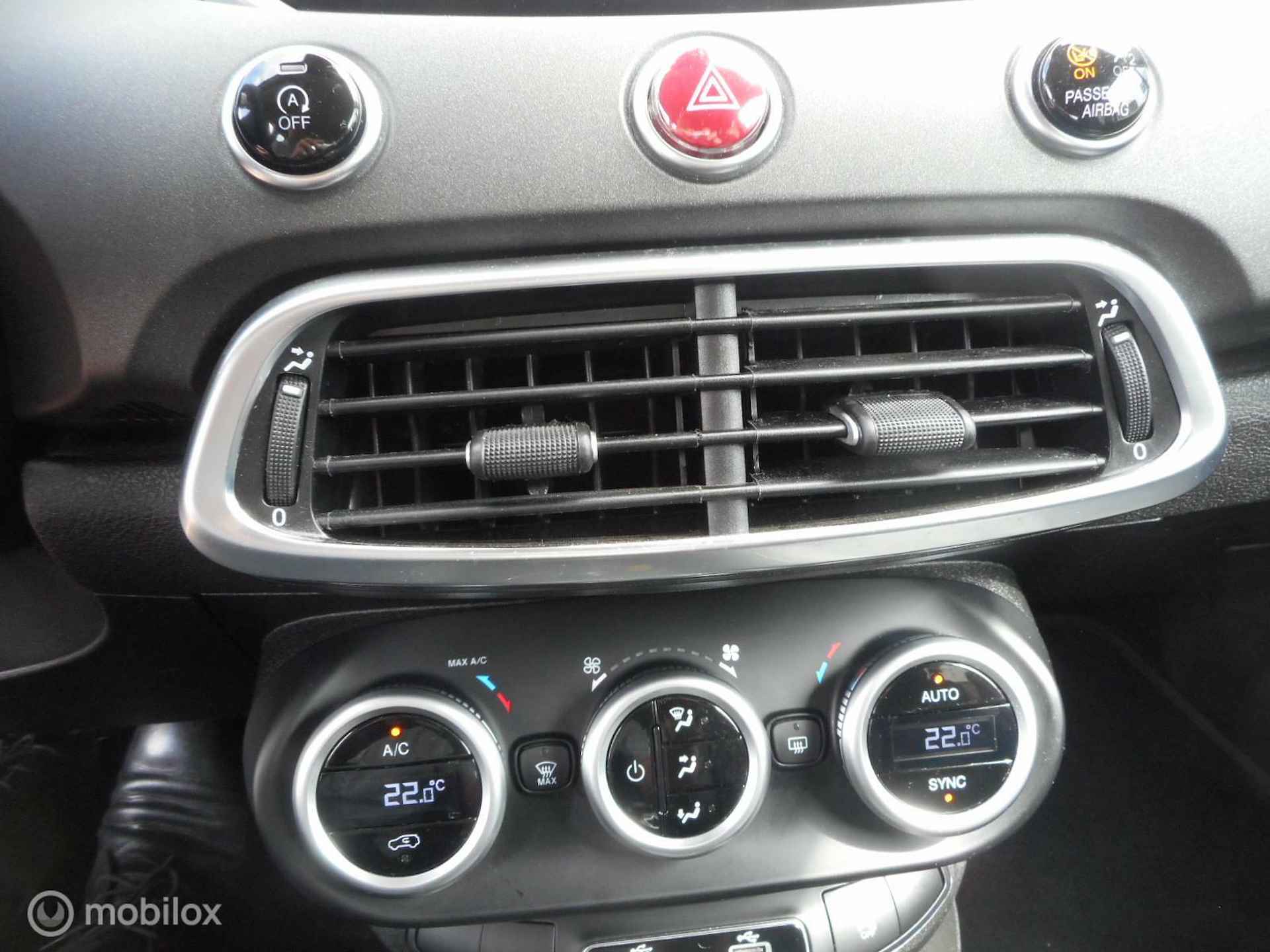 Fiat 500 X Cross 1.0 FireFly Turbo 120 ECC+NAVI+LED+KEYLESS+METALLIC+RESERVEWIEL - 30/35