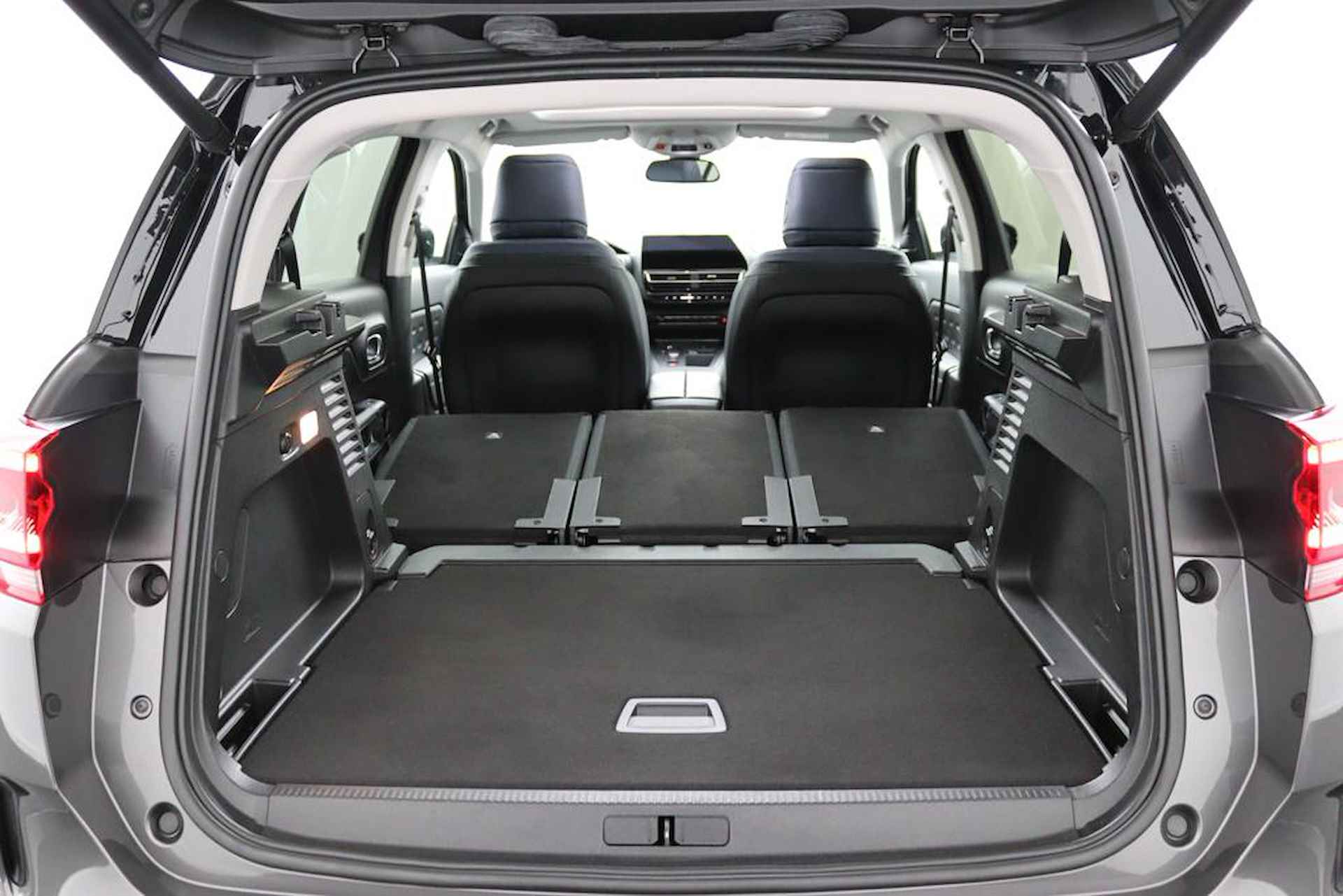 Citroen C5 Aircross 1.2 PureTech Shine | Trekhaak | 100% Dealer Onderhouden | Schuif/ Kantel Panorama dak | Metallic Lak | Leder | Stoelverwarming | Elektrisch Verstelbare Stoelen met Geheugenfunctie | - 25/52