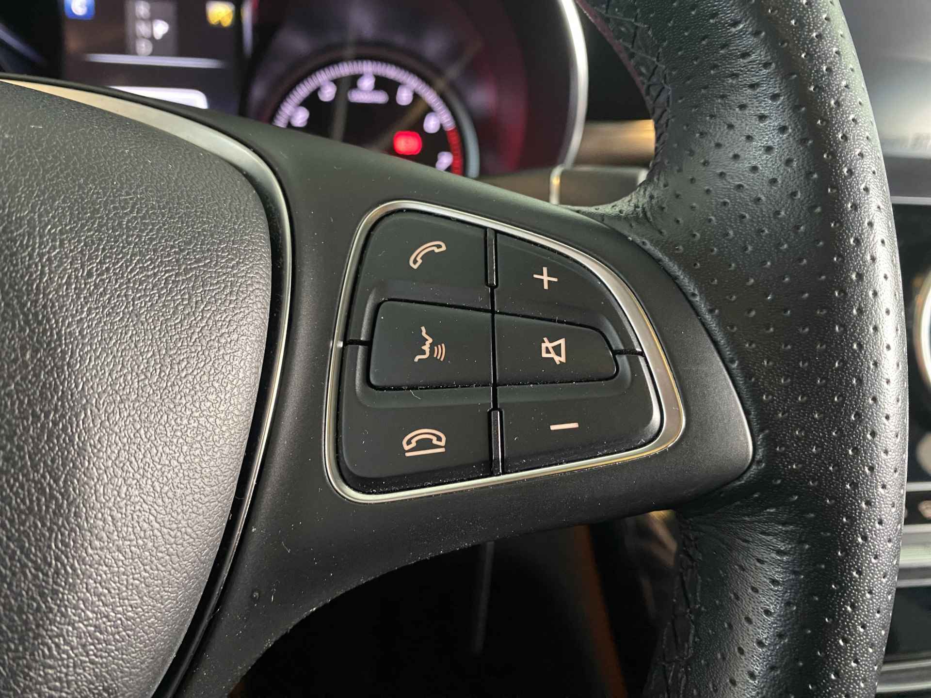 Mercedes-Benz C-Klasse Estate 180 Premium | Automaat | Navigatie | Bluetooth | Climate control | Pano-dak | - 25/46