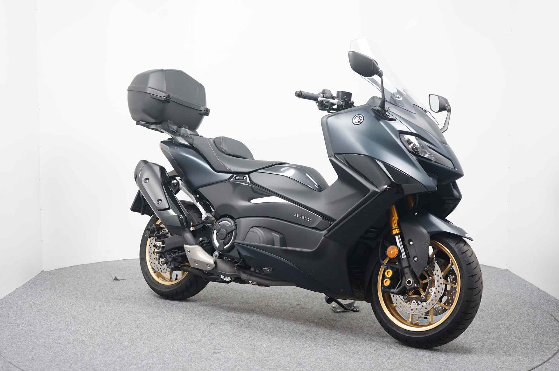 Yamaha T-MAX 560 TECH MAX - 2/14