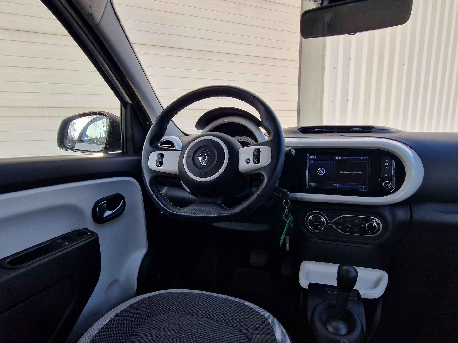 Renault Twingo 1.0 SCe Intens Automaat / Volledig Onderhouden / All Season Banden / Apple Carplay / Android Auto / Navigatie / Achterruitrijcamera / - 21/34