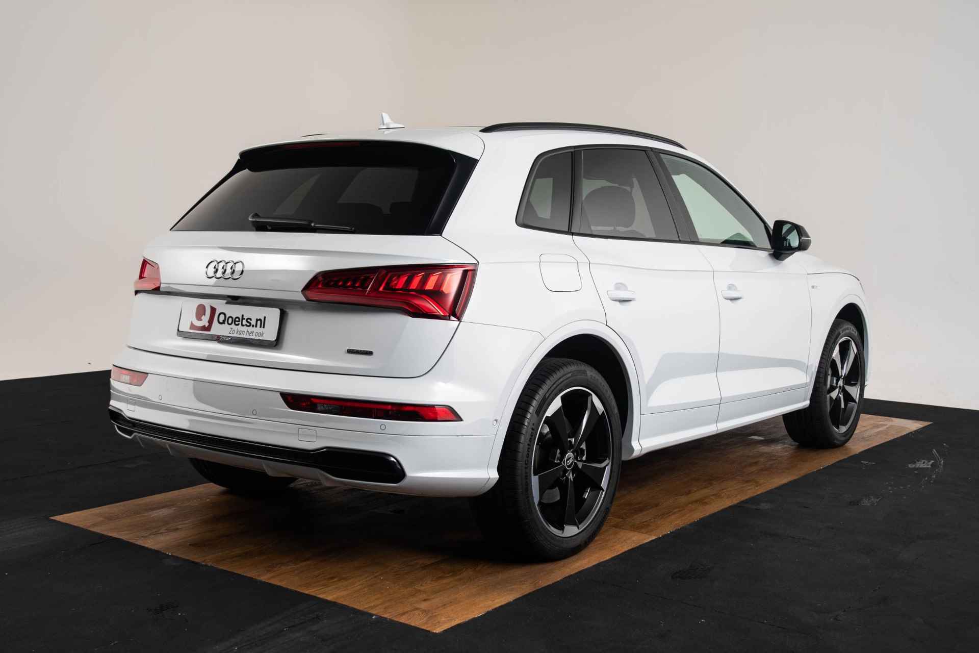 Audi Q5 50 TFSI e quattro S edition Panoramadak - Comfortsleutel - Matrix LED Koplampen - Assistentiepakket City en Parking - Cruise Control - 2/52