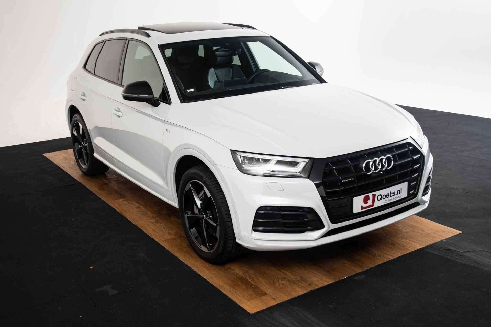 Audi Q5 50 TFSI e quattro S edition Panoramadak - Comfortsleutel - Matrix LED Koplampen - Assistentiepakket City en Parking - Cruise Control - 49/52