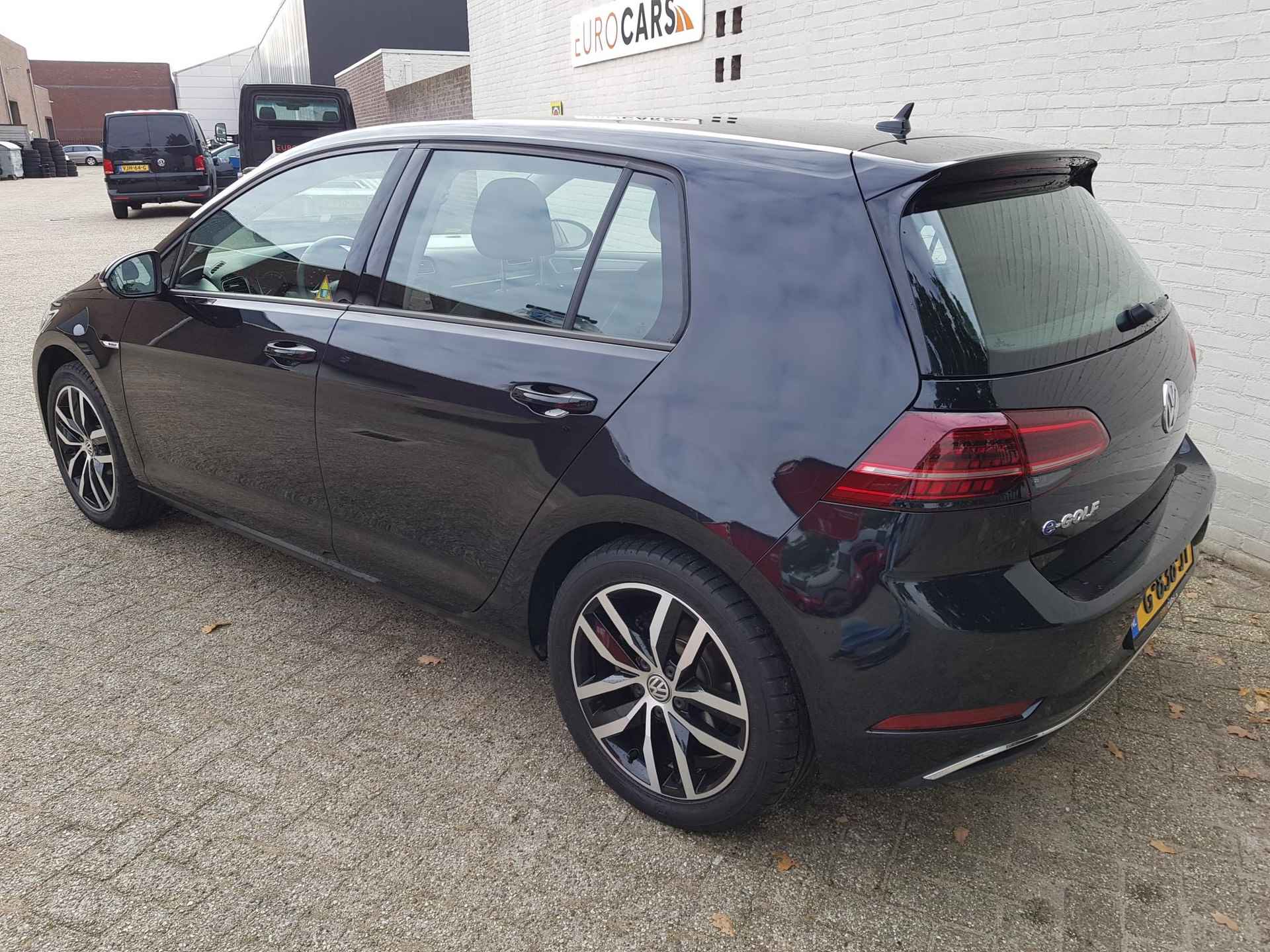 Volkswagen e-Golf e-Golf  | Navigatie | Climate Control | Virtuele Cockpit | Camera | Keyless | Stoelverwarming | Parkeer Sensoren | Cruise Control Adaptive | Lichtmetalen velgen 17" - 19/31