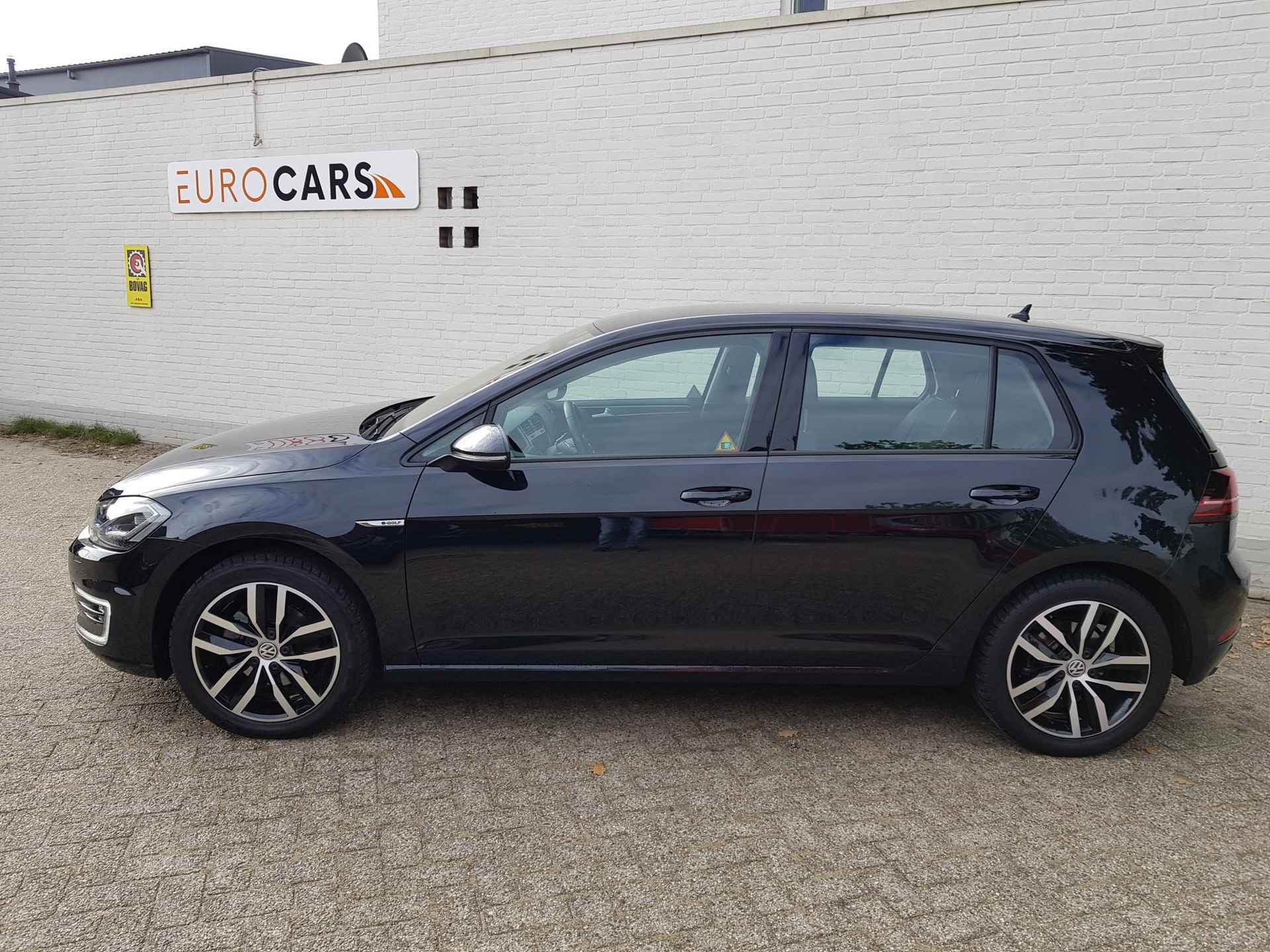 Volkswagen e-Golf e-Golf  | Navigatie | Climate Control | Virtuele Cockpit | Camera | Keyless | Stoelverwarming | Parkeer Sensoren | Cruise Control Adaptive | Lichtmetalen velgen 17" - 20/31