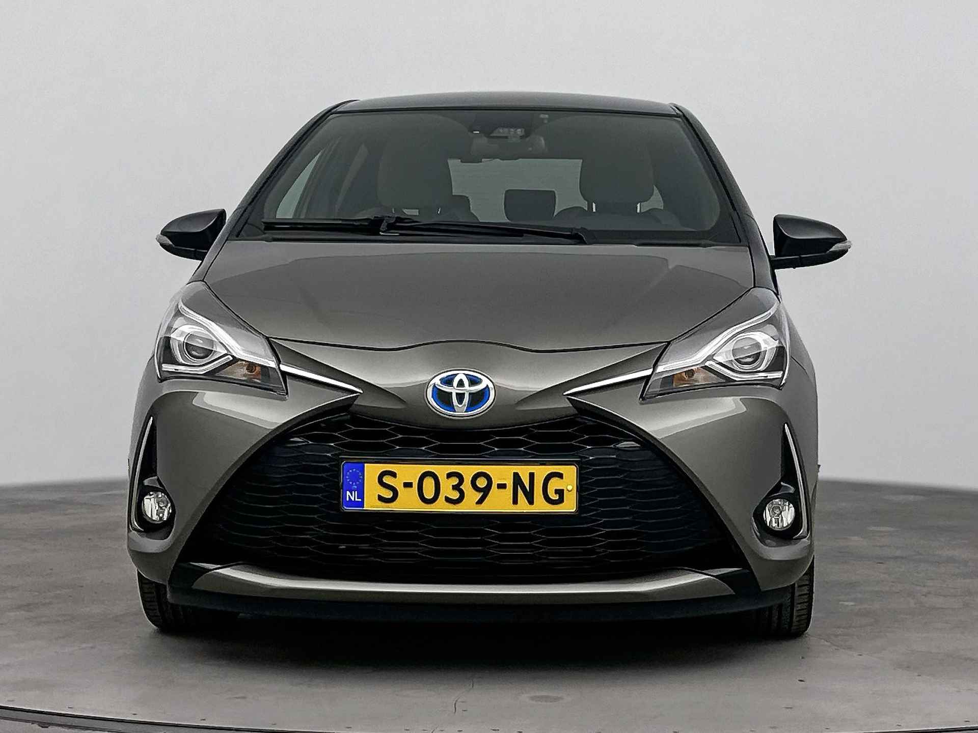 Toyota Yaris 1.5 Hybrid Premium Limited | Camera | Climate Control | LM velgen | - 35/43