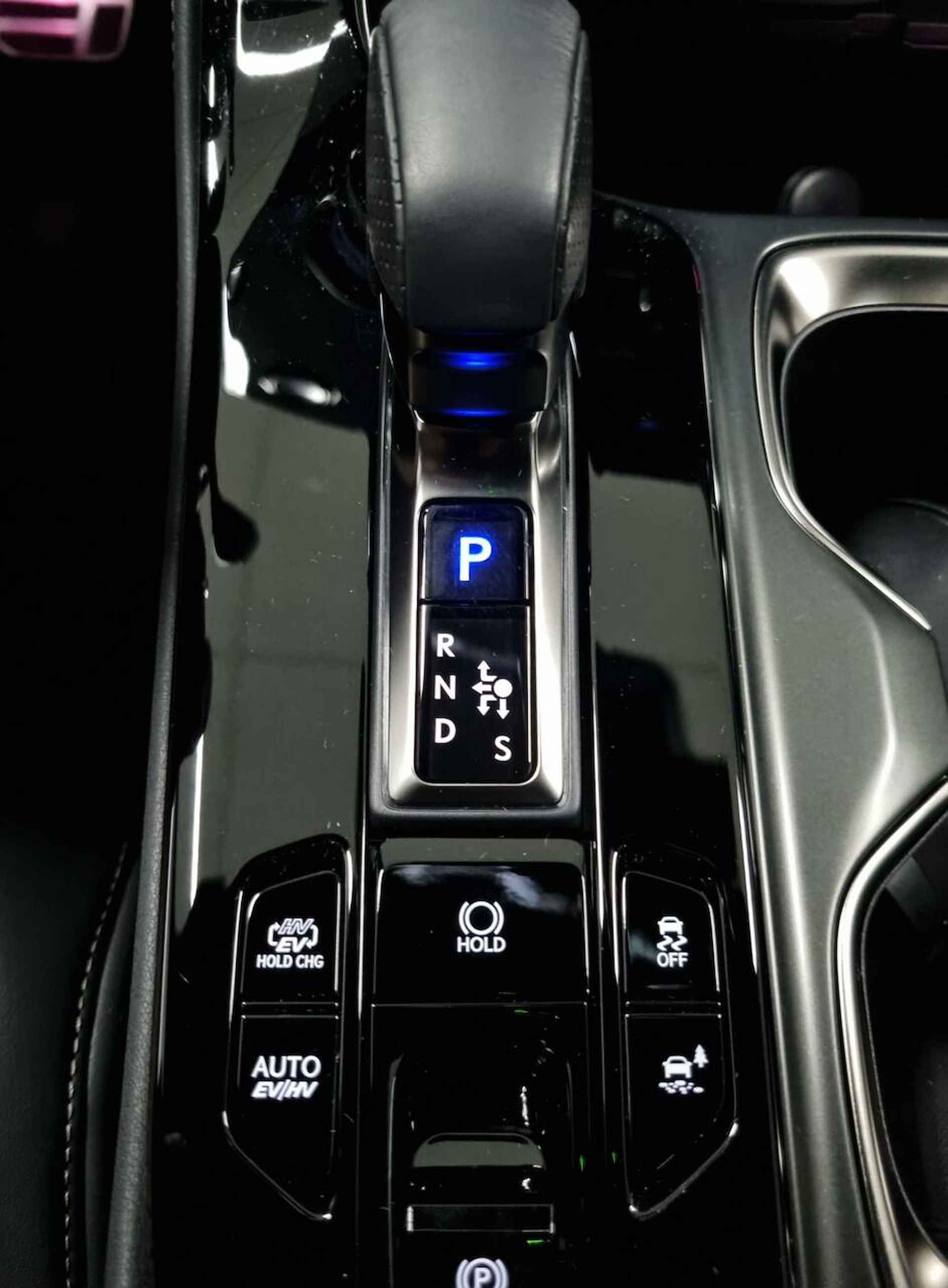 Lexus NX 450h+ AWD F Sport Line Plug-In Hybrid - 46/95