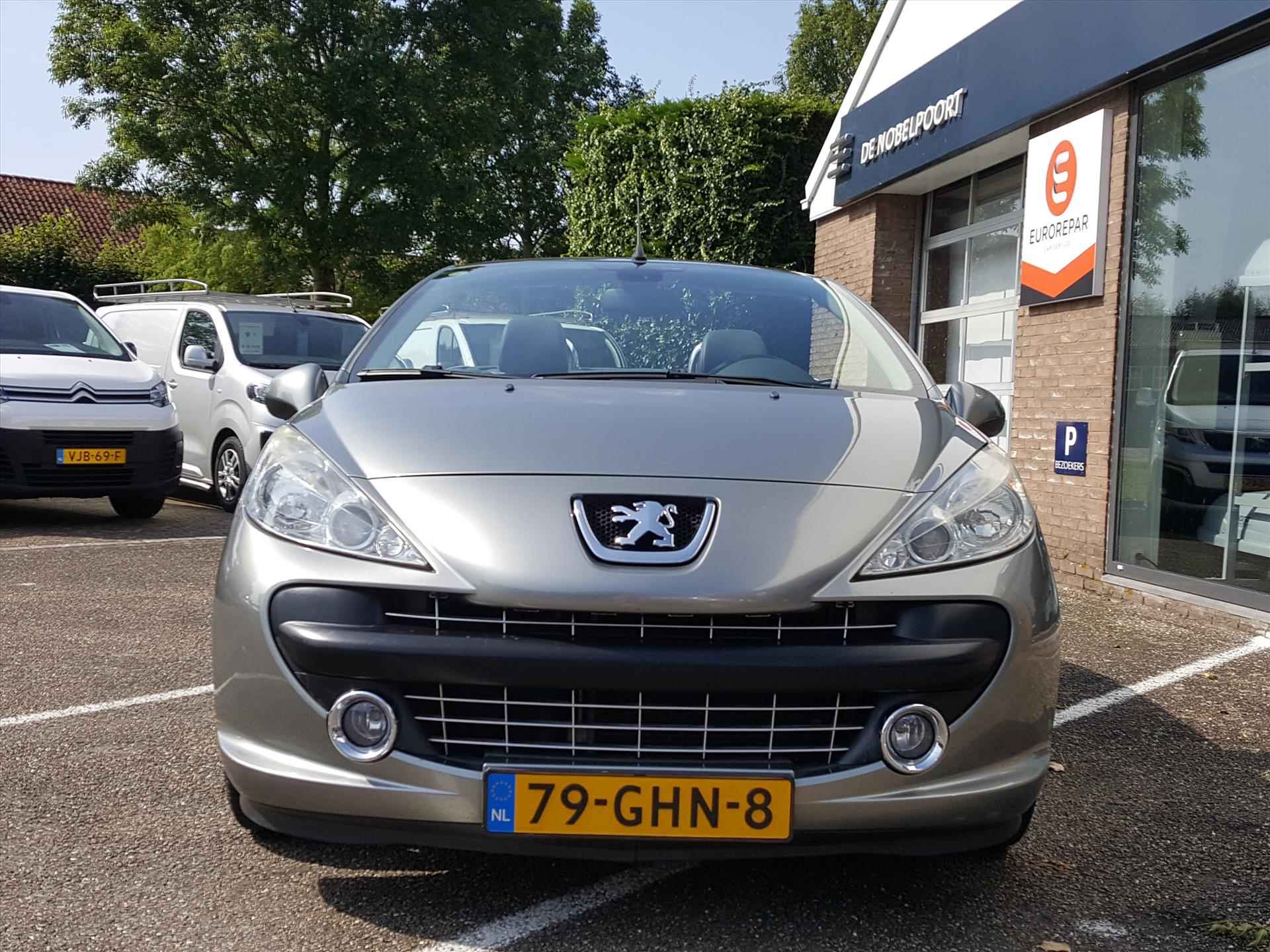 PEUGEOT 207 1.6 16V CC 110KW Roland Garros | Climate Control | Parkeersensoren achter | Lederen bekleding  | Lichtmetalen velgen - 10/41