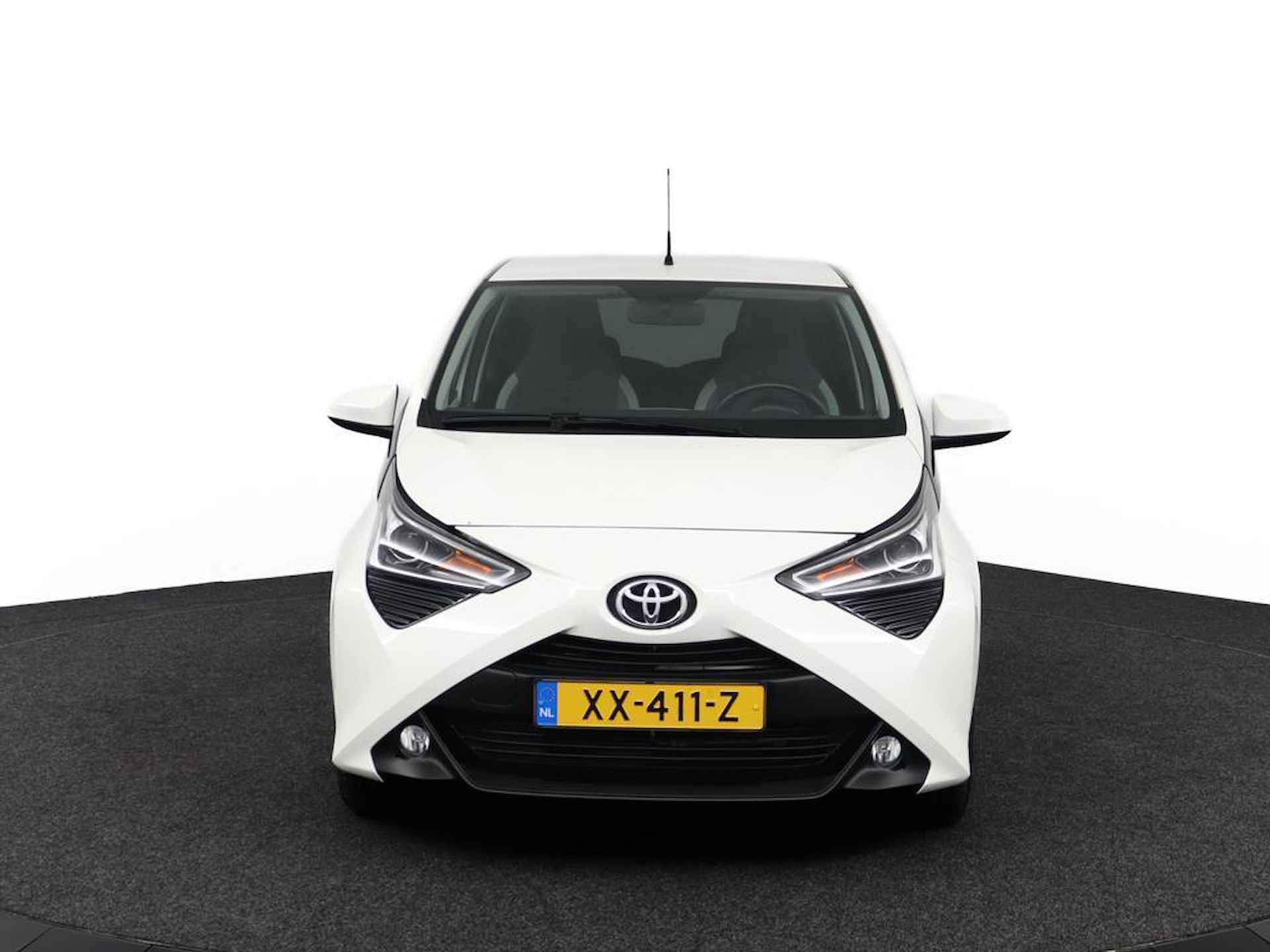 Toyota Aygo 1.0 VVT-i x-joy | Airconditioning | Centrale deurvergrendeling op afstand | NAP | - 16/49