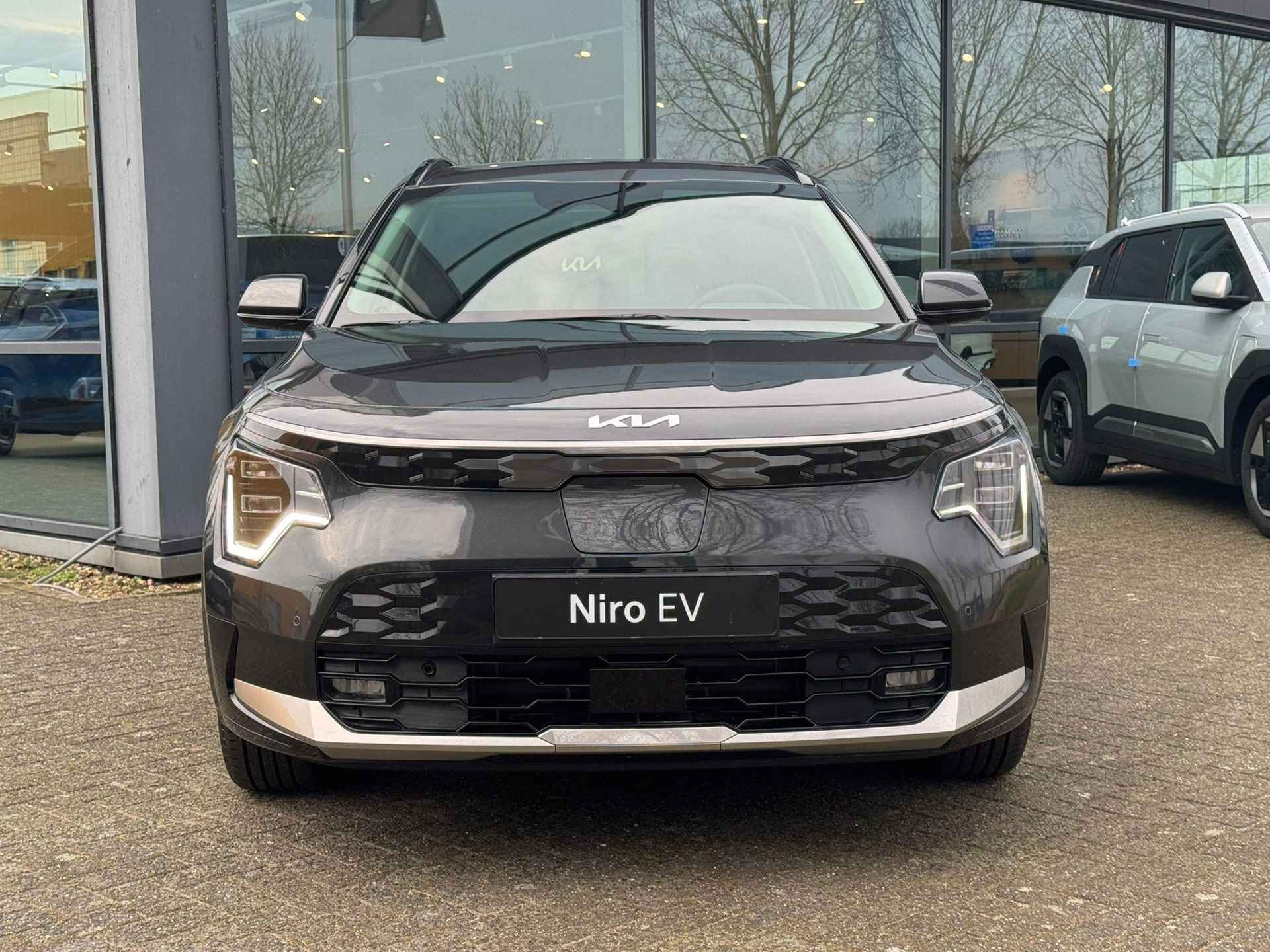 Kia Niro EV DynamicPlusLine 64.8 kWh AIRCO | NAVIGATIE | CAMERA | LM VELGEN | SCHUIFKANTEL DAK | DIRECT LEVERBAAR - 8/28