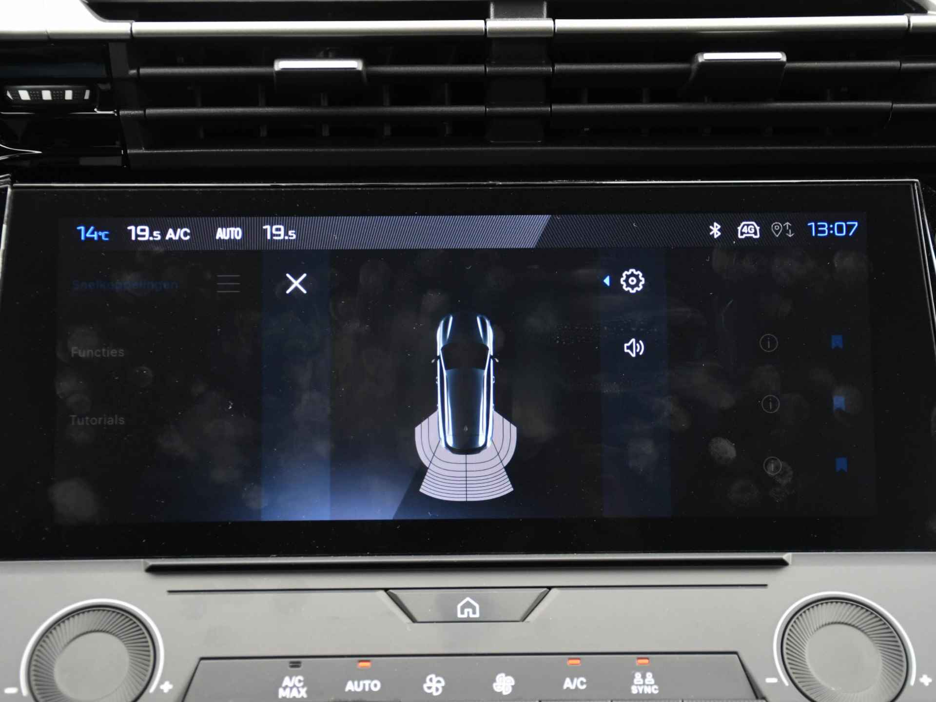 Peugeot e-308 SW Style EV 54kWh 156pk Automaat NAVI | ADAP. CRUISE | APPLE CARPLAY | DAB | LANE ASSIST | STANDKACHEL - 17/29