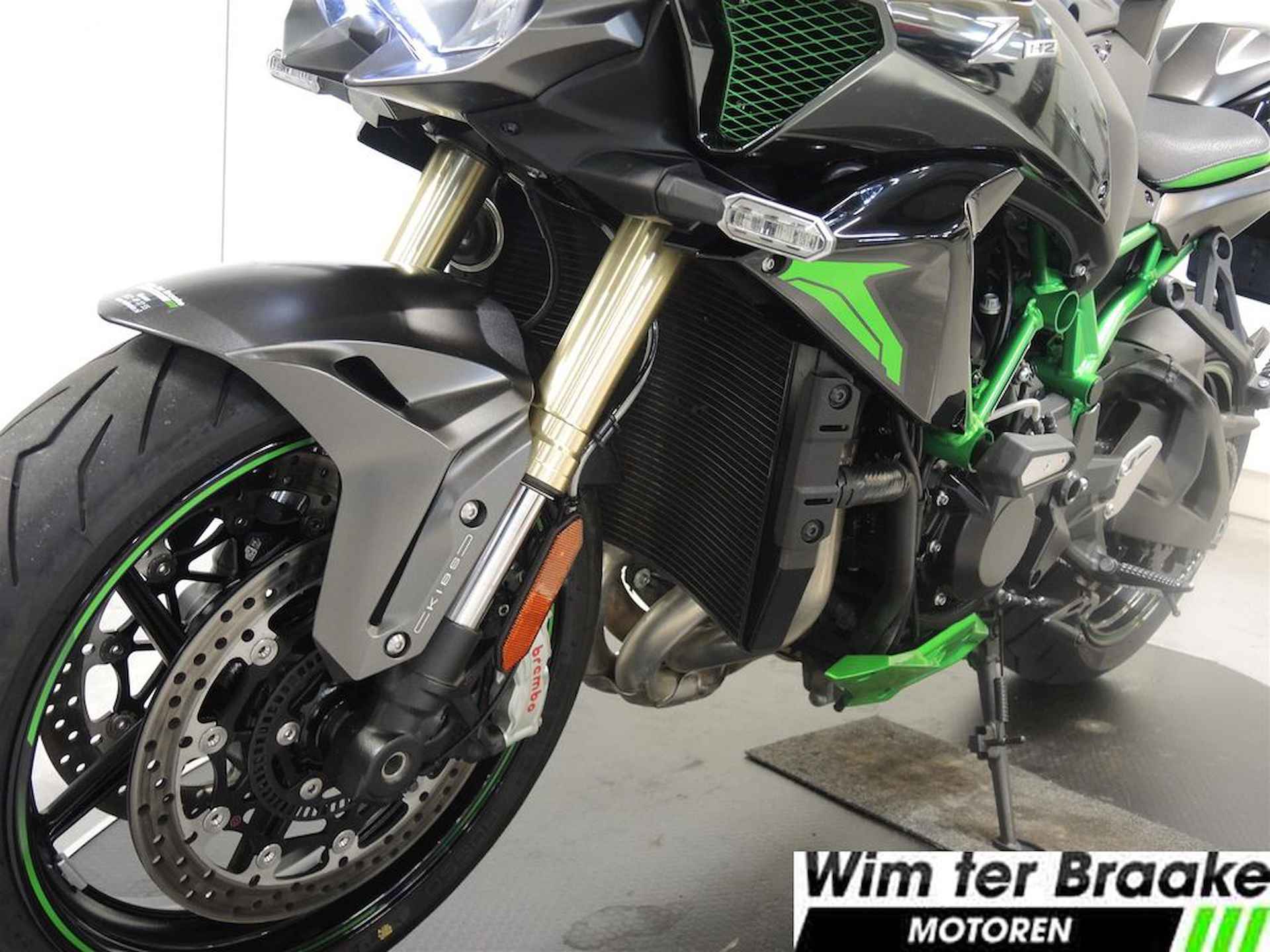 Kawasaki Z H2 SE Performance - 4/18