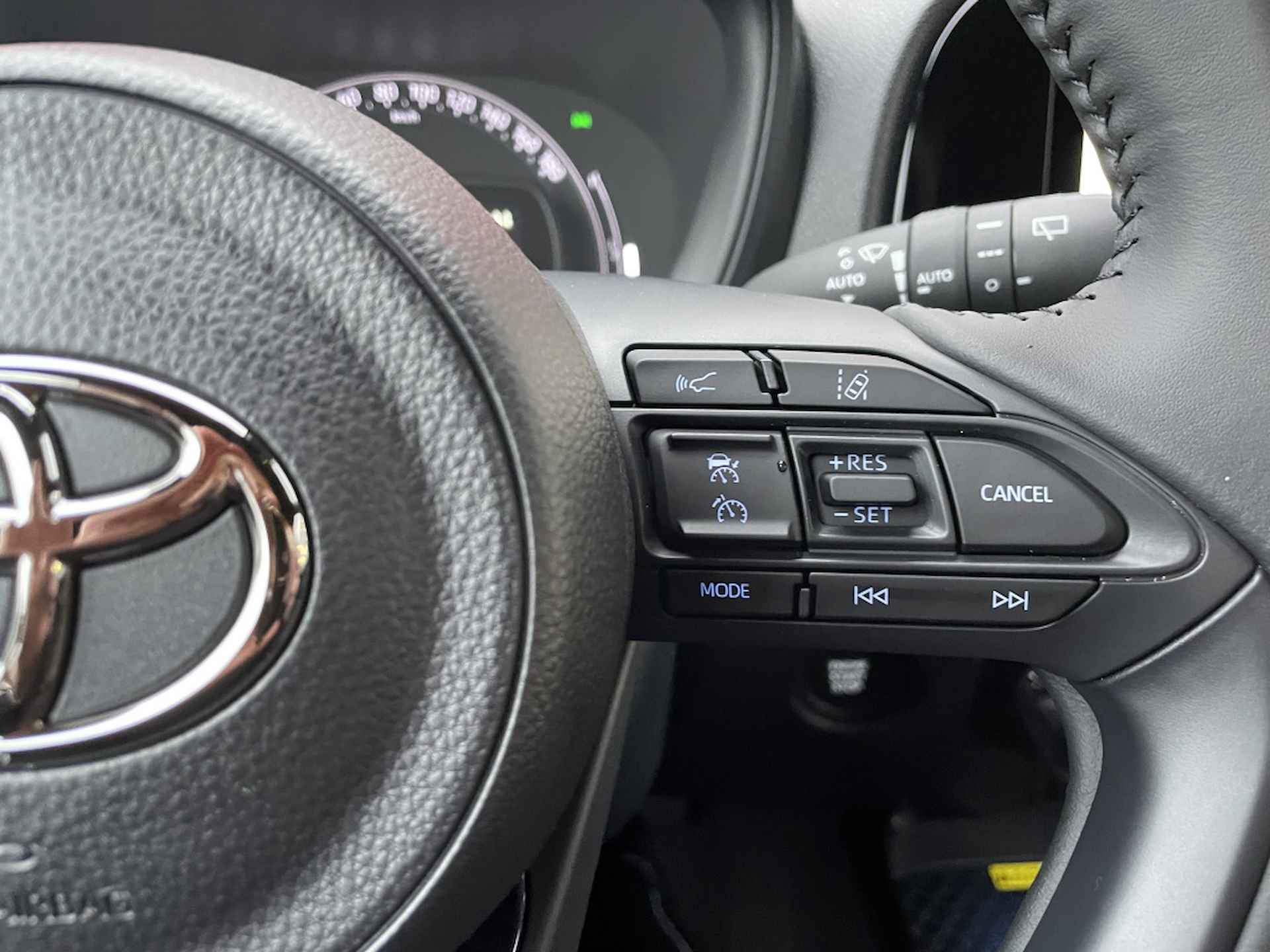 Toyota Aygo X 1.0 VVT-i MT JBL | Leder | Stoelverwarming | Premium Audio - 15/31