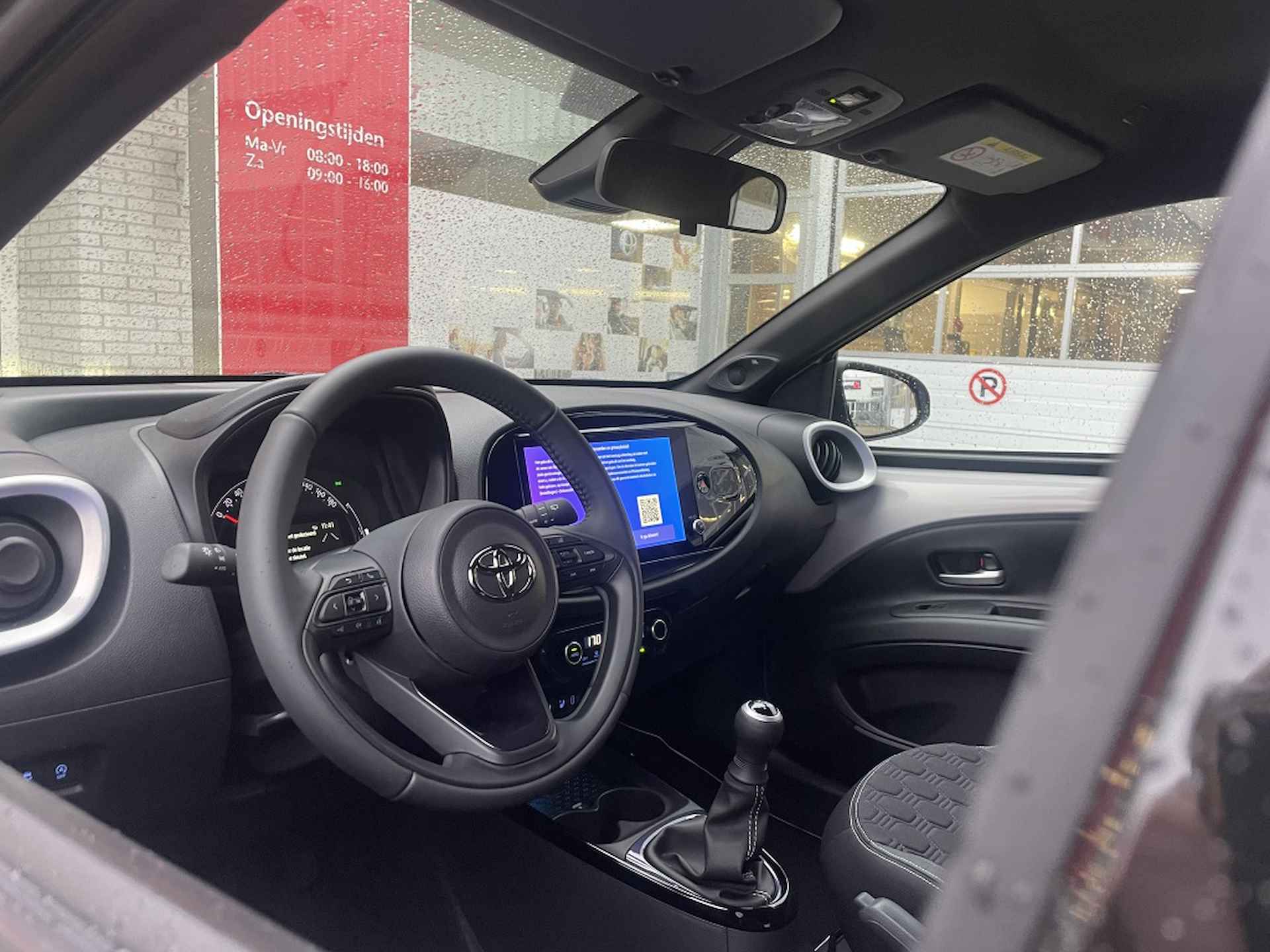 Toyota Aygo X 1.0 VVT-i MT JBL | Leder | Stoelverwarming | Premium Audio - 30/31