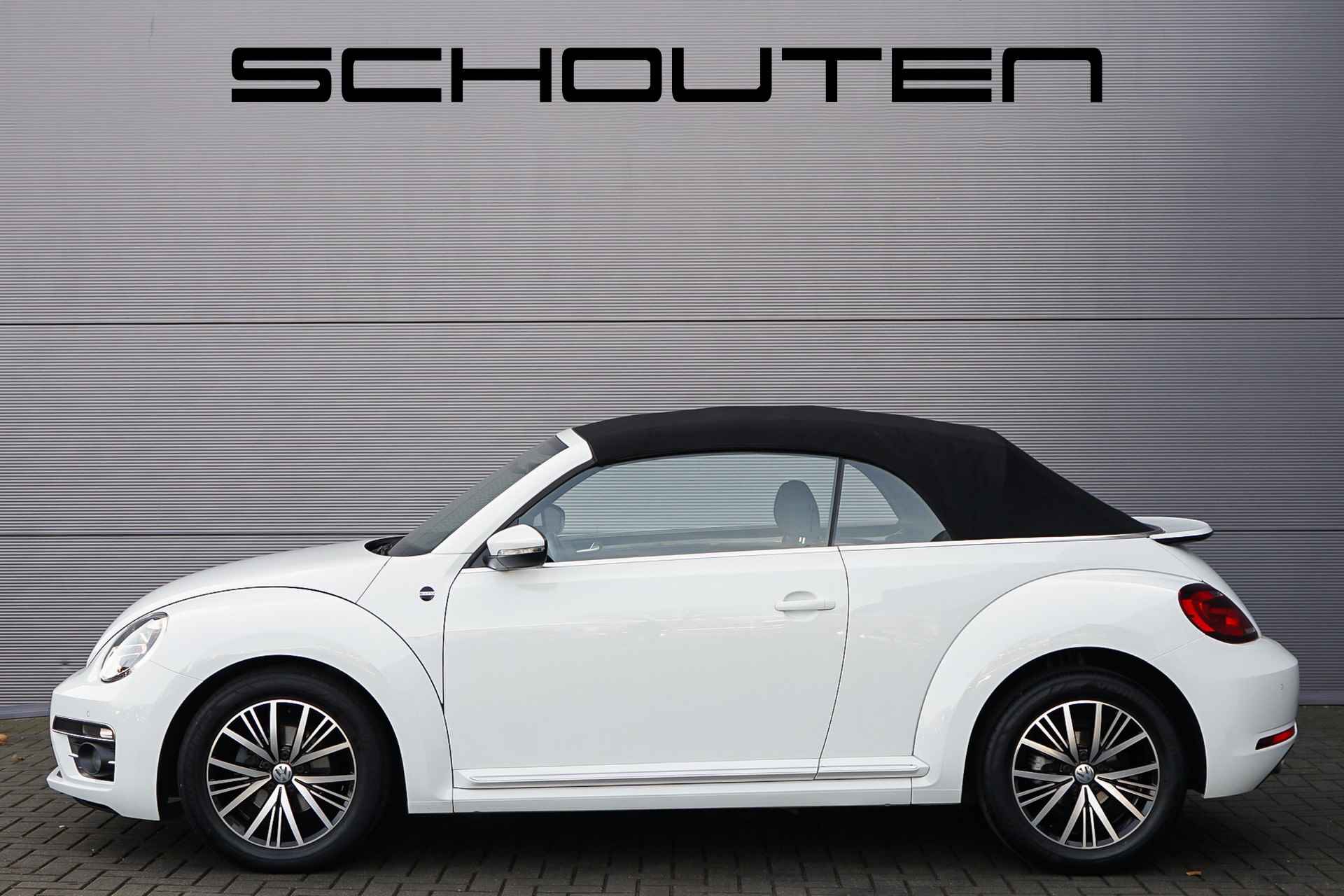 Volkswagen Beetle Cabriolet 1.2 TSI Design Aut Navi CarPlay Stoelverw - 14/45