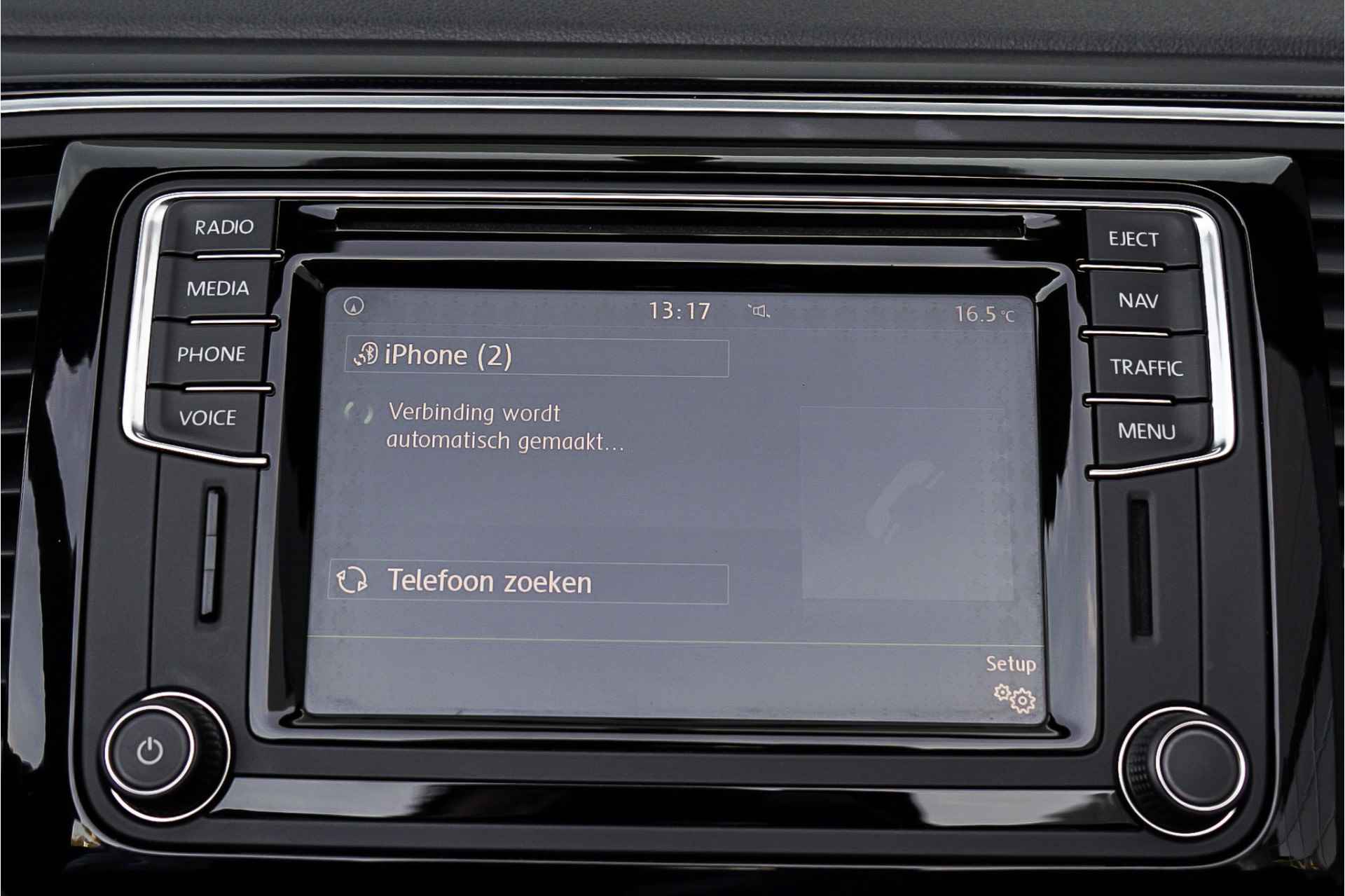 Volkswagen Beetle Cabriolet 1.2 TSI Design Aut Navi CarPlay Stoelverw - 32/45