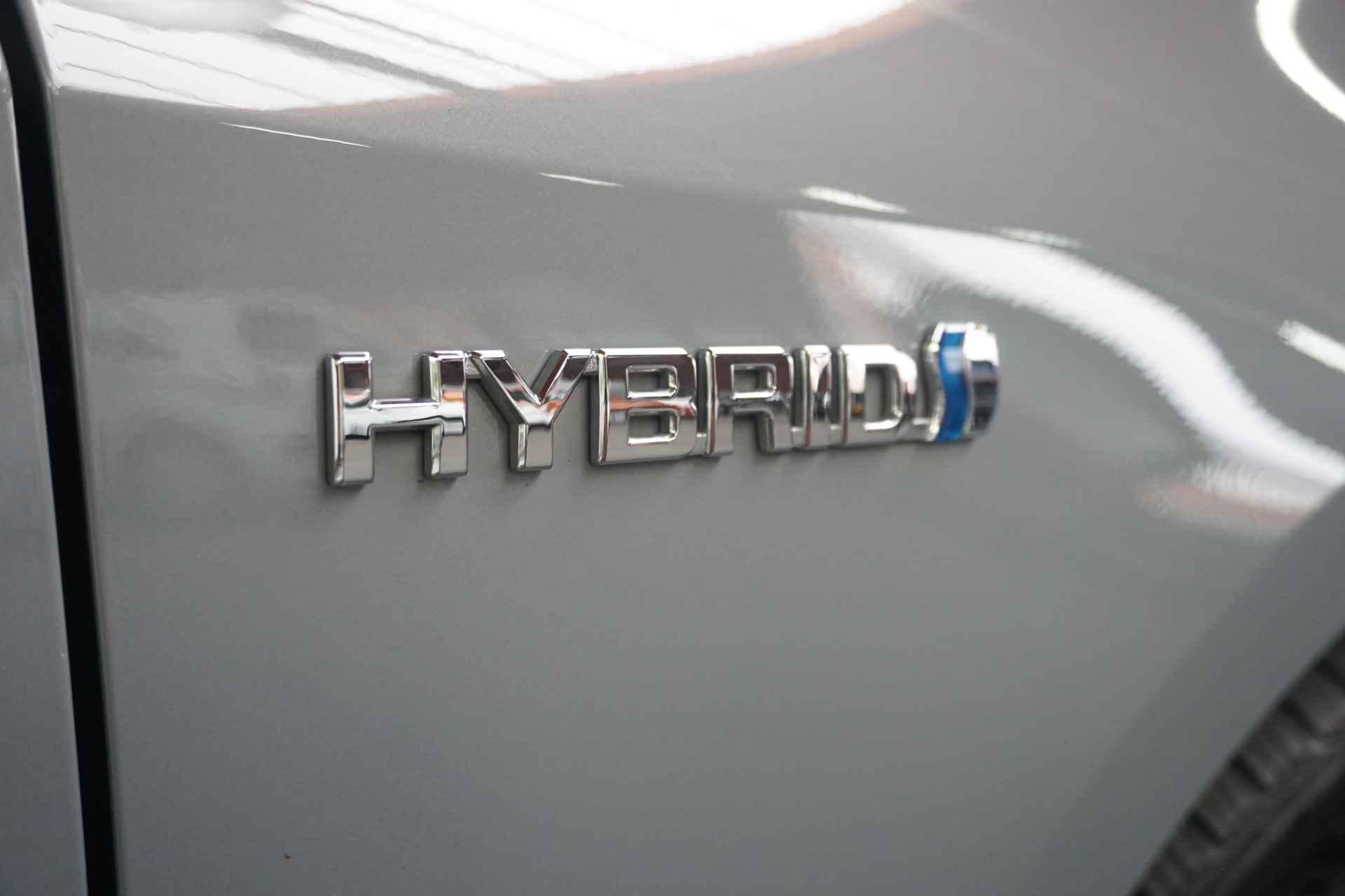 Toyota Corolla Touring Sports 2.0 Hybrid Business Plus | Trekhaak | Navi | Stoelverwarming | - 22/28