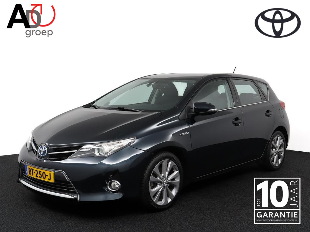 Toyota Auris 1.8 Hybrid Dynamic | All Season Banden | Parkeersensoren | Smart entry | Cruise control |