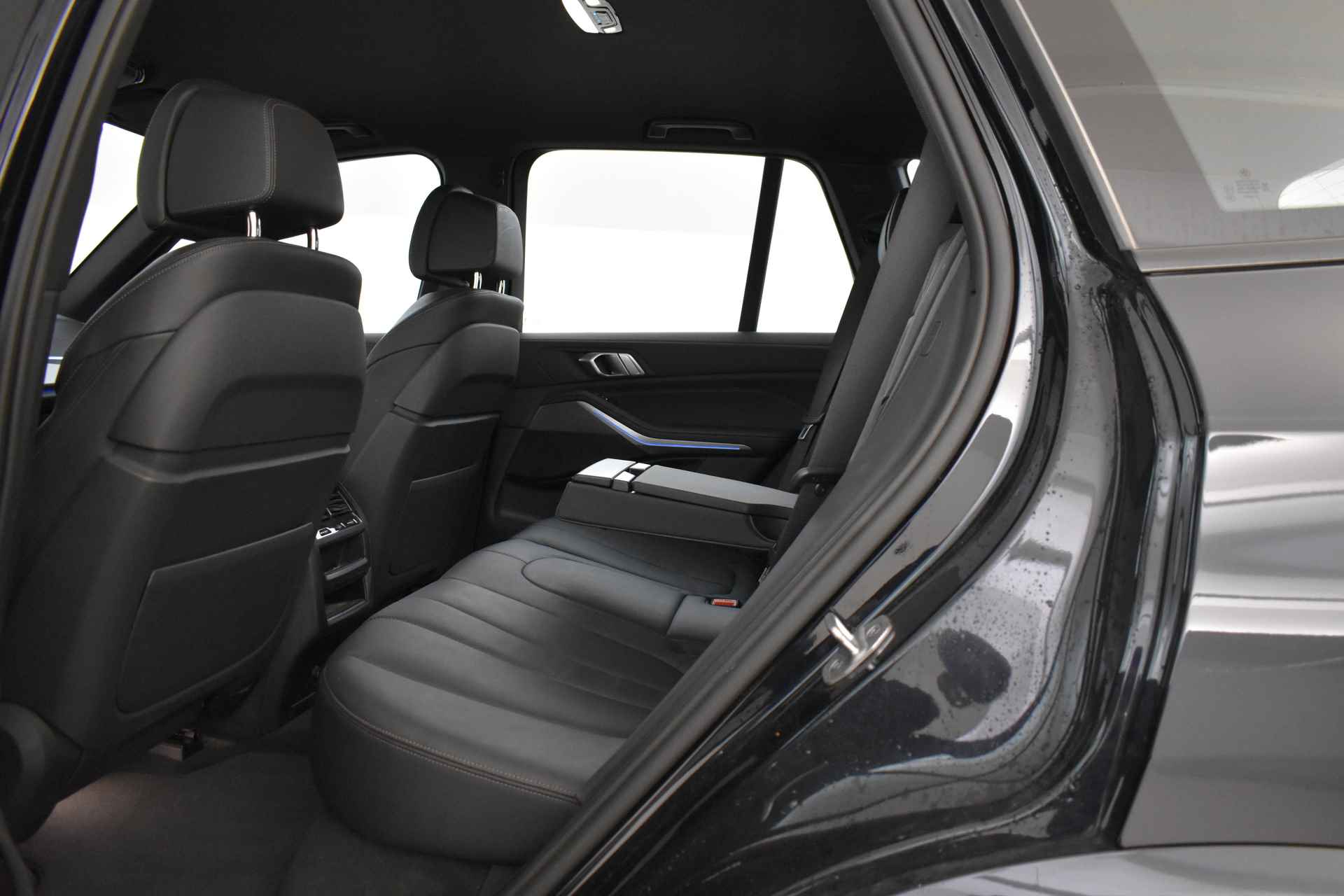 BMW X5 xDrive45e High Executive M Sport Automaat / Trekhaak / Laserlight / Parking Assistant Plus / Adaptief onderstel / Comfortstoelen / Live Cockpit Professional - 18/55