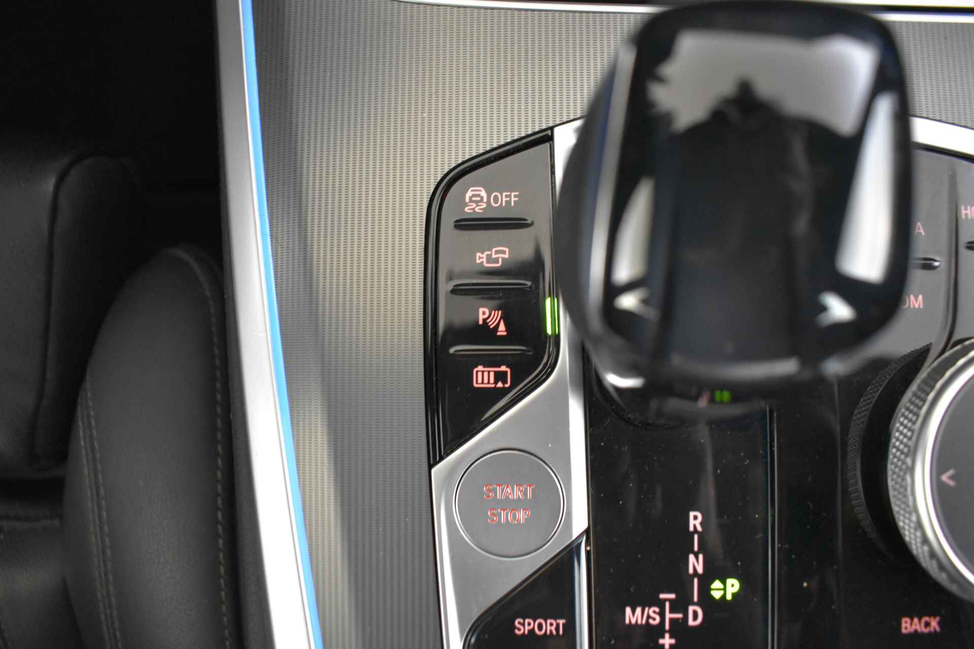 BMW X5 xDrive45e High Executive M Sport Automaat / Trekhaak / Laserlight / Parking Assistant Plus / Adaptief onderstel / Comfortstoelen / Live Cockpit Professional - 29/55
