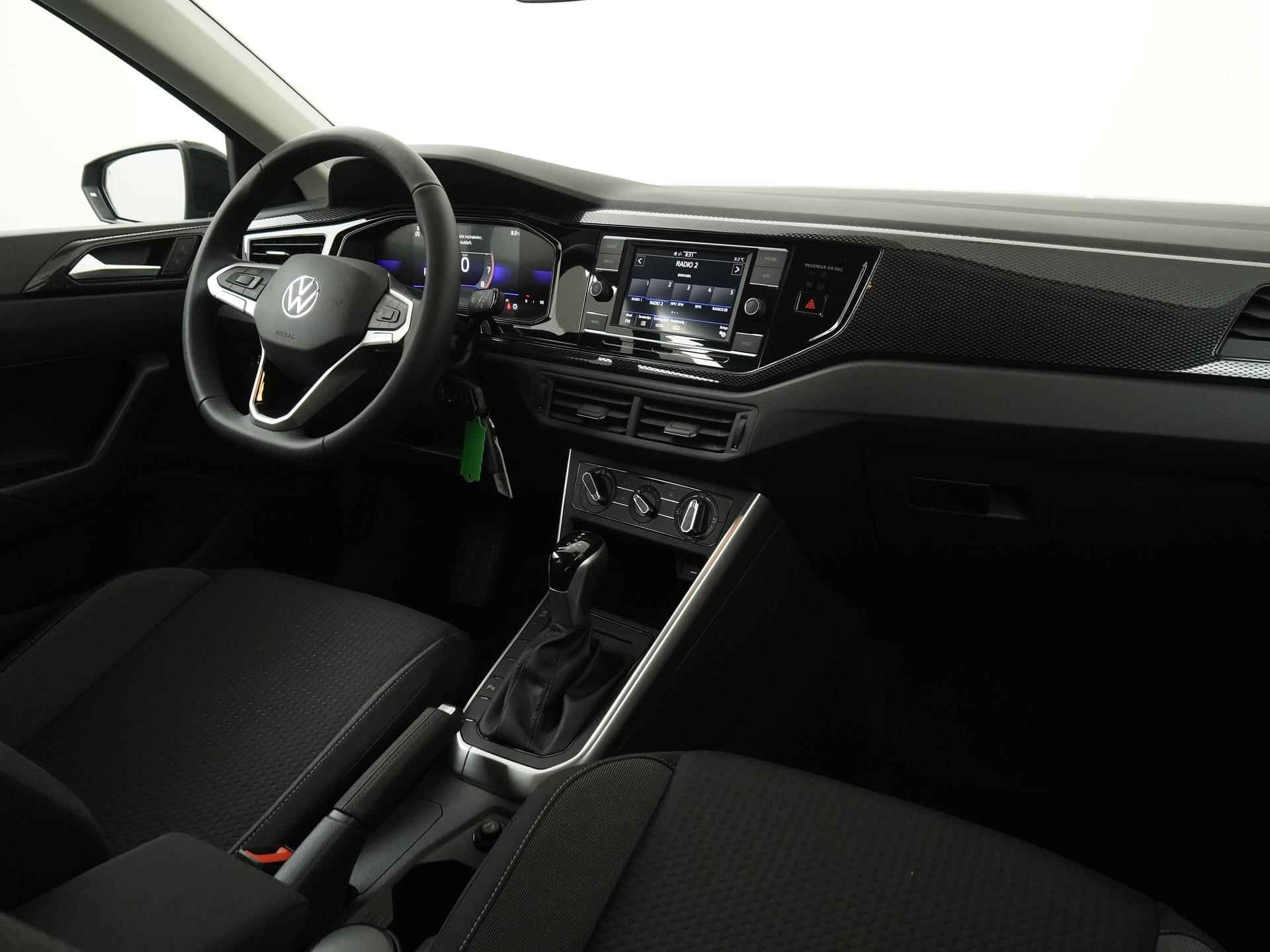 Volkswagen Polo 1.0 TSI Life DSG | Digital Cockpit | Apple Carplay | Camera | 15" | Zondag Open! - 2/33