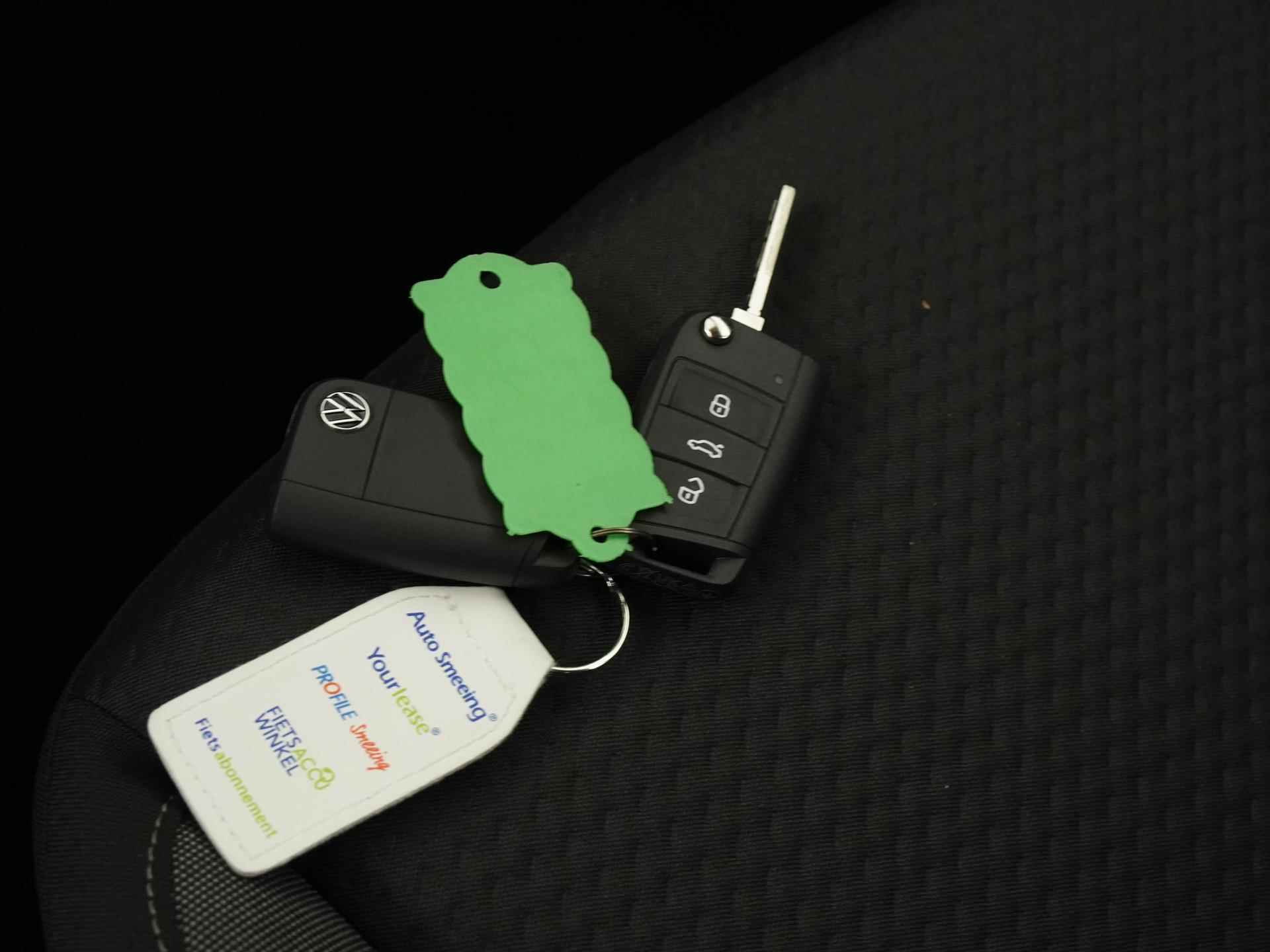 Volkswagen Polo 1.0 TSI Life DSG | Digital Cockpit | Apple Carplay | Camera | 15" | Zondag Open! - 29/36