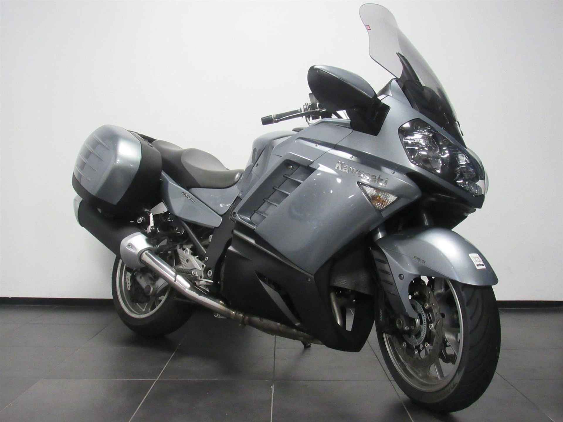 Kawasaki GTR 1400 - 2007 - 2/14