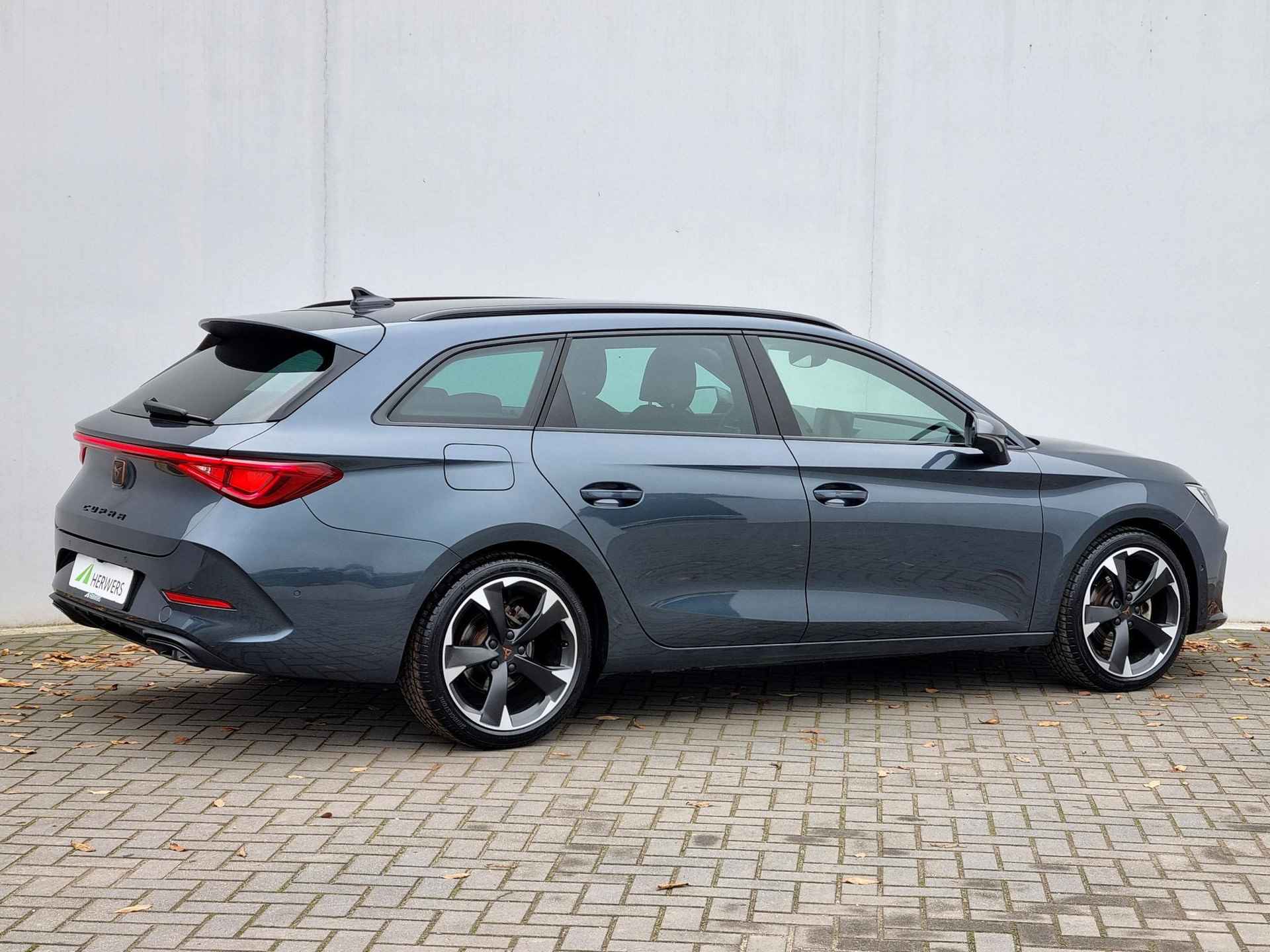 CUPRA Leon 1.5 eTSI Business Edition Plus 150PK Automaat / Cruise Control Adaptief / Navigatie / Elektrische Achterklep / Camera - 3/55