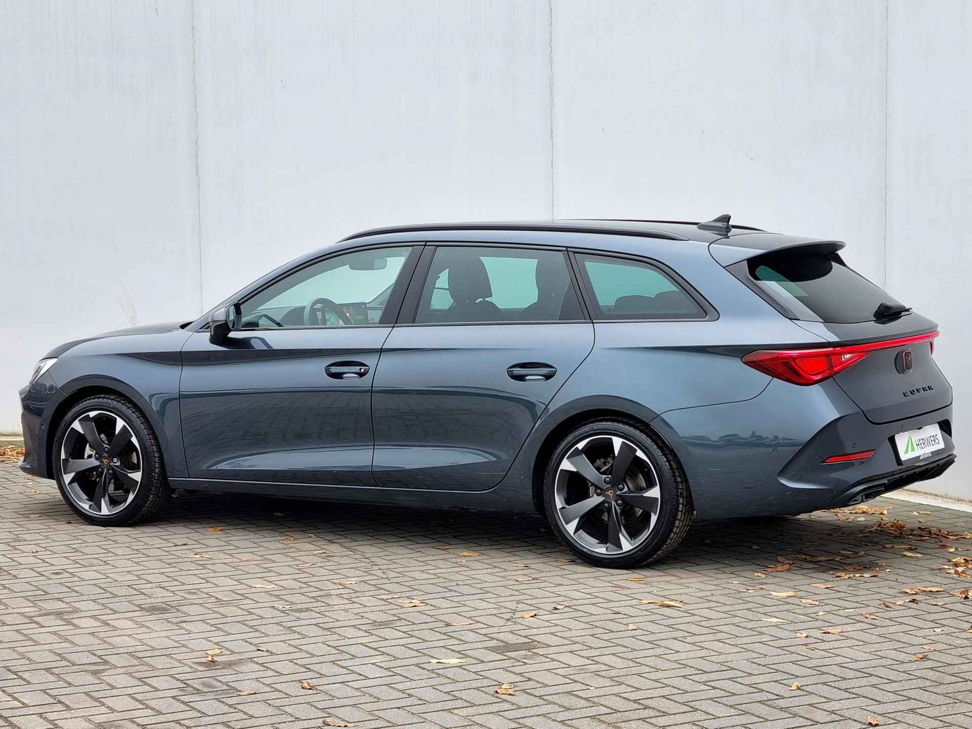 CUPRA Leon 1.5 eTSI Business Edition Plus 150PK Automaat / Cruise Control Adaptief / Navigatie / Elektrische Achterklep / Camera - 28/55