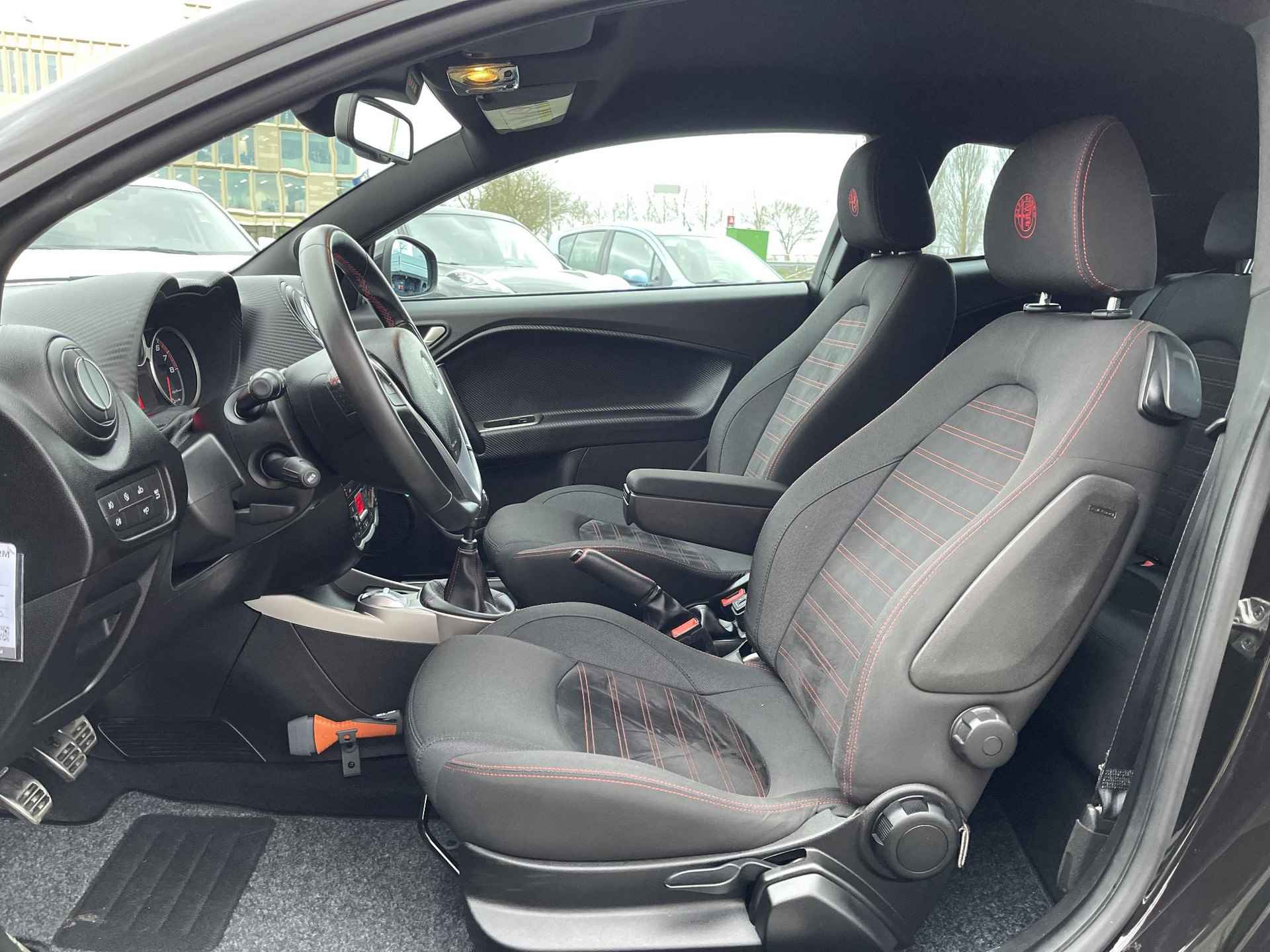 Alfa Romeo MiTo 0.9 TwinAir ECO | Navigatie | Airco | Park. Sensor | Bluetooth Tel. | DAB | Elek. Ramen + Spiegels | Rijklaarprijs! - 9/30